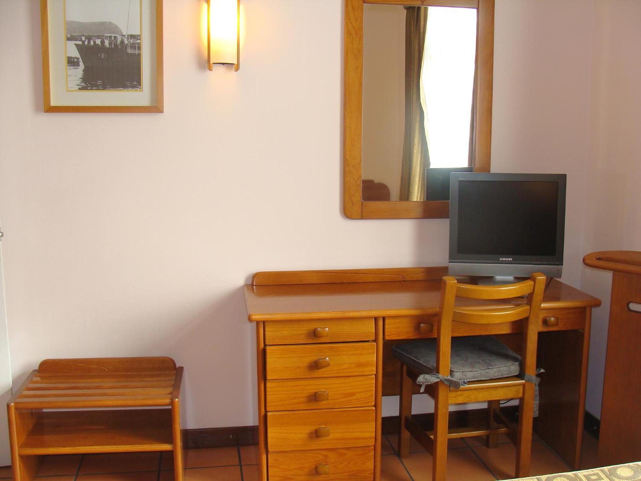 Two-Bedroom Apartment - Photo 10