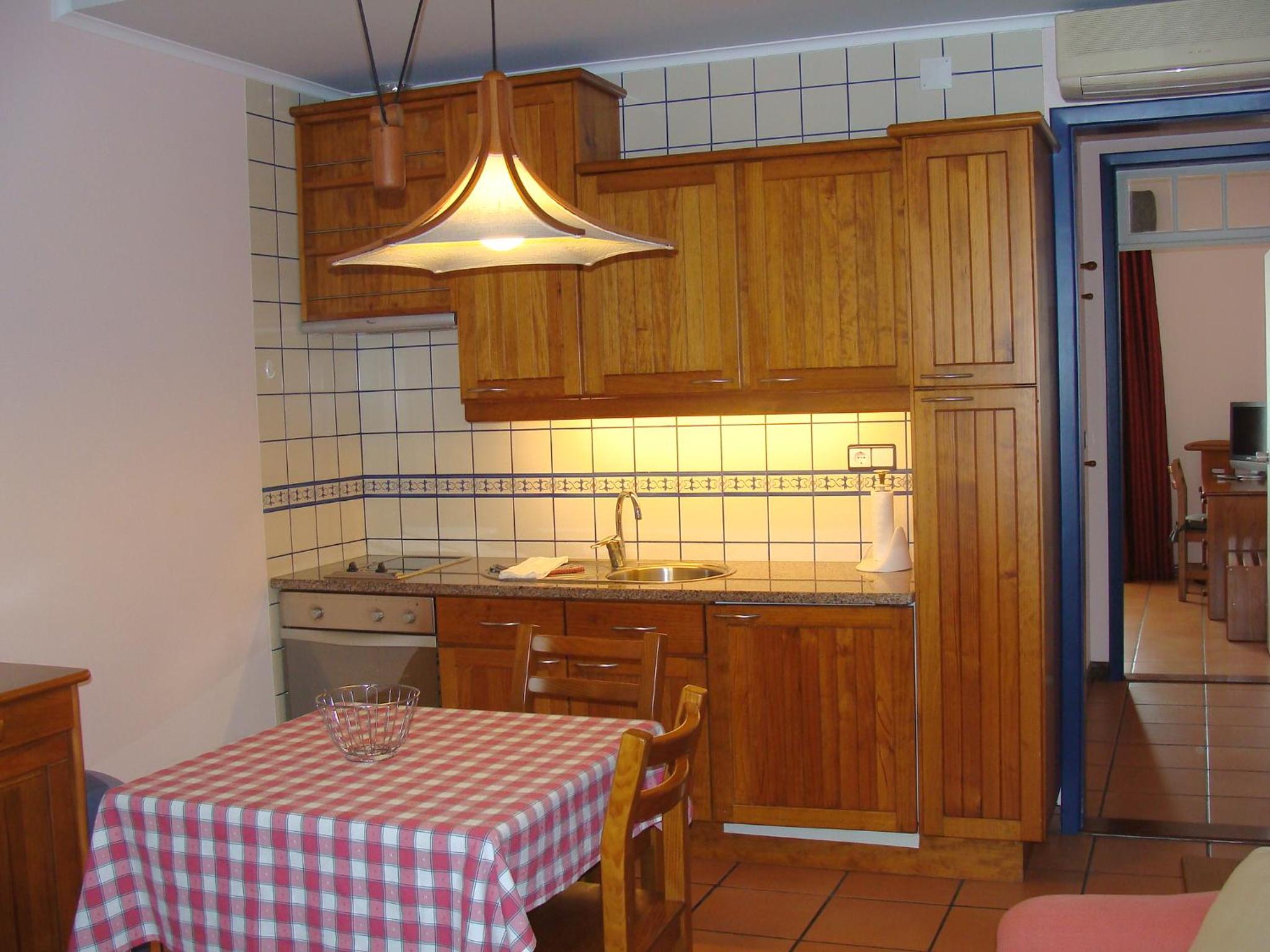 One-Bedroom Apartment - Photo 8