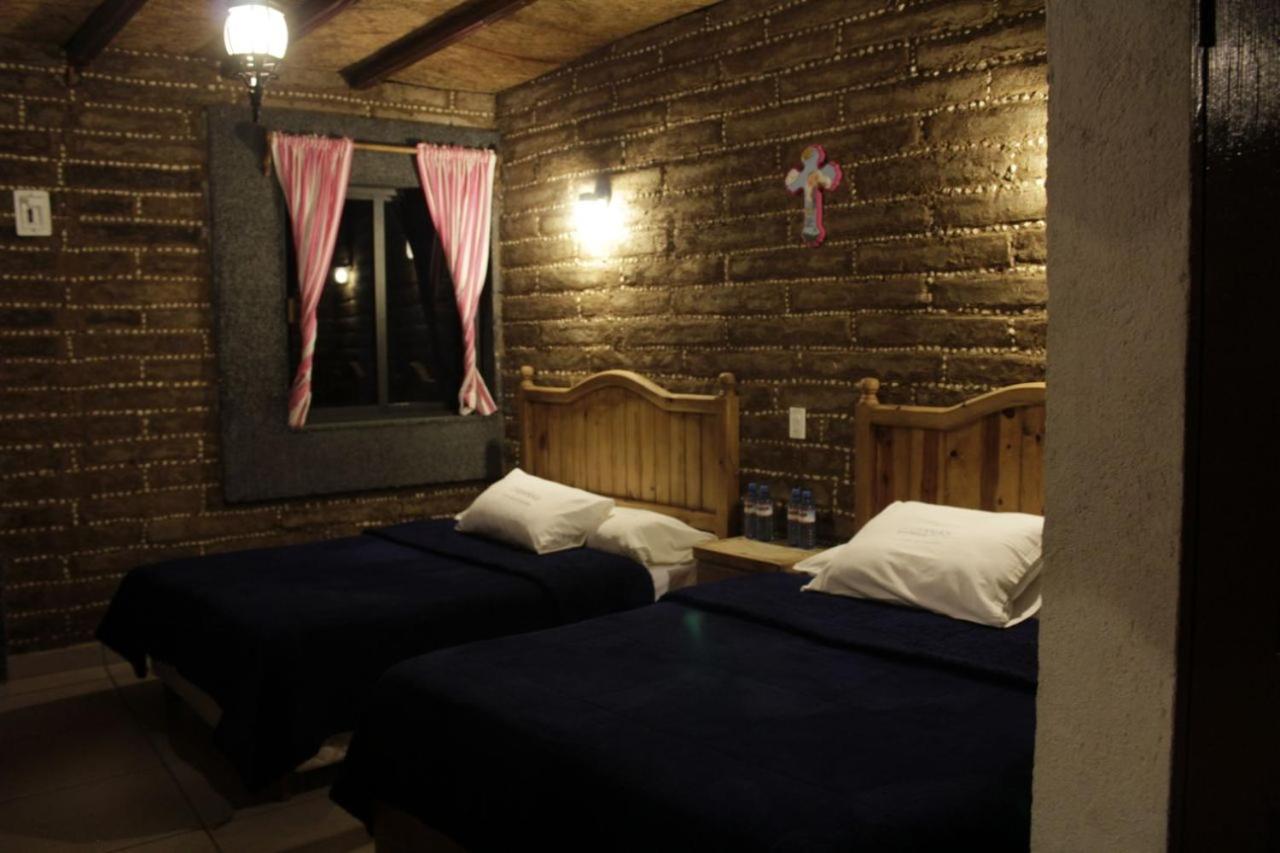Quadruple Room - Photo 5