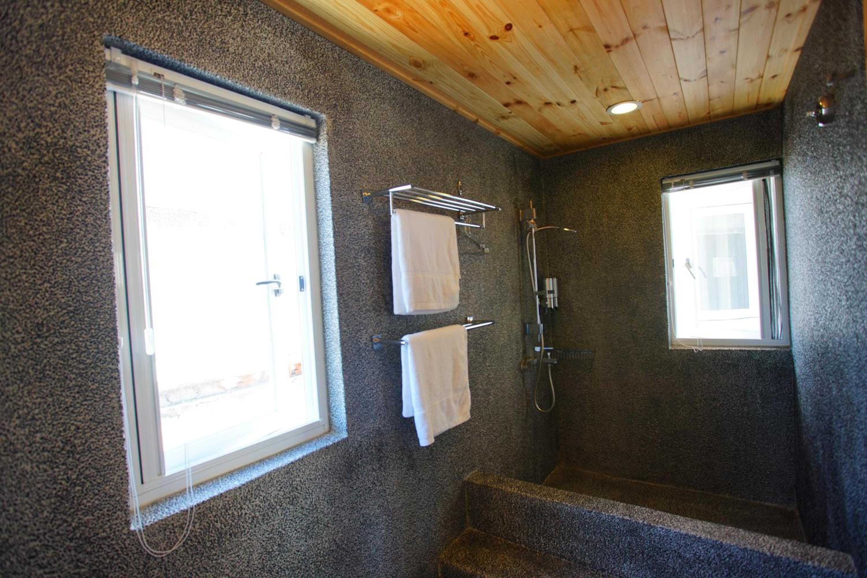 Double Room with Balcony and Sea View photo 3