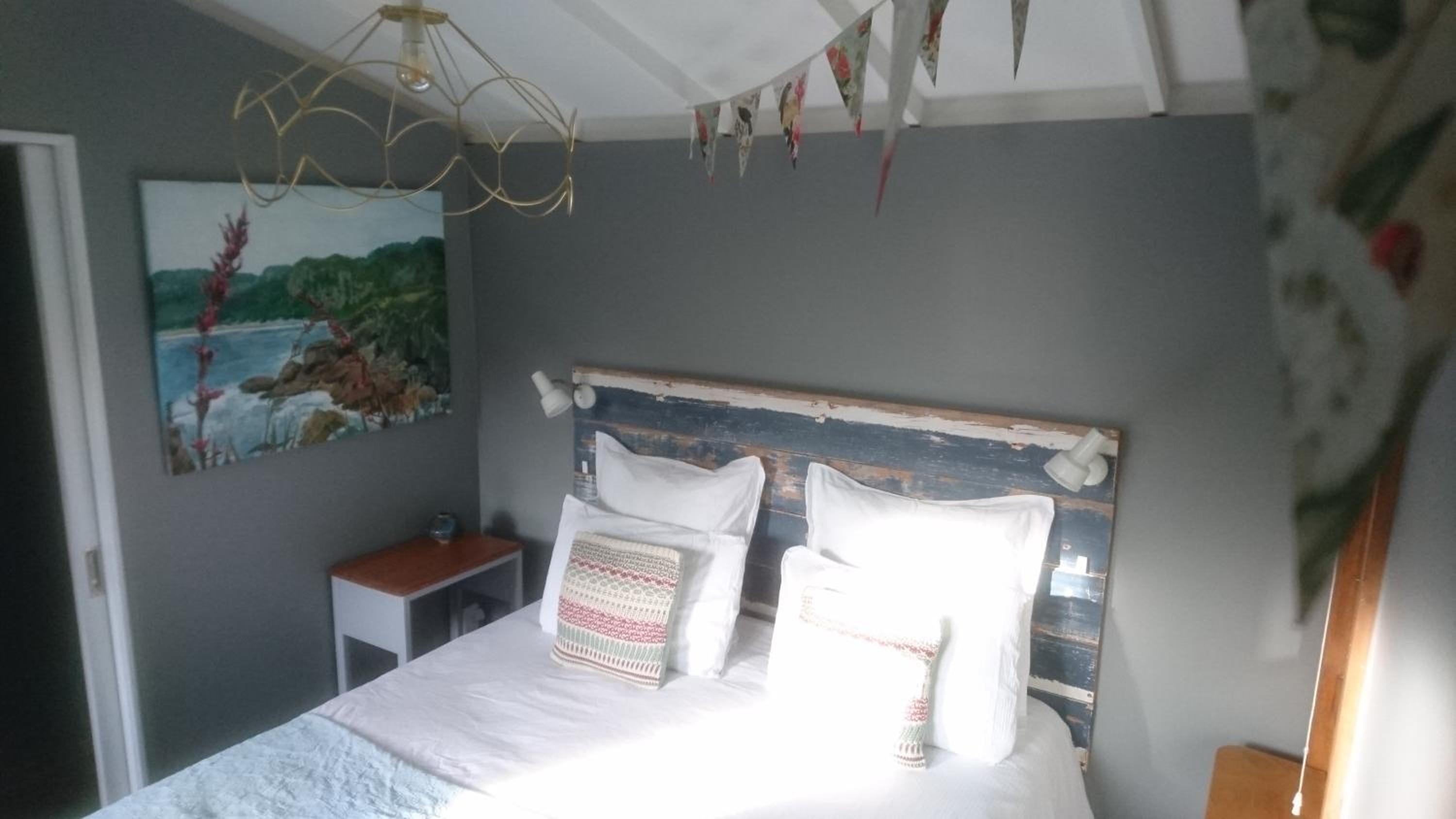 Queen Room with Garden View