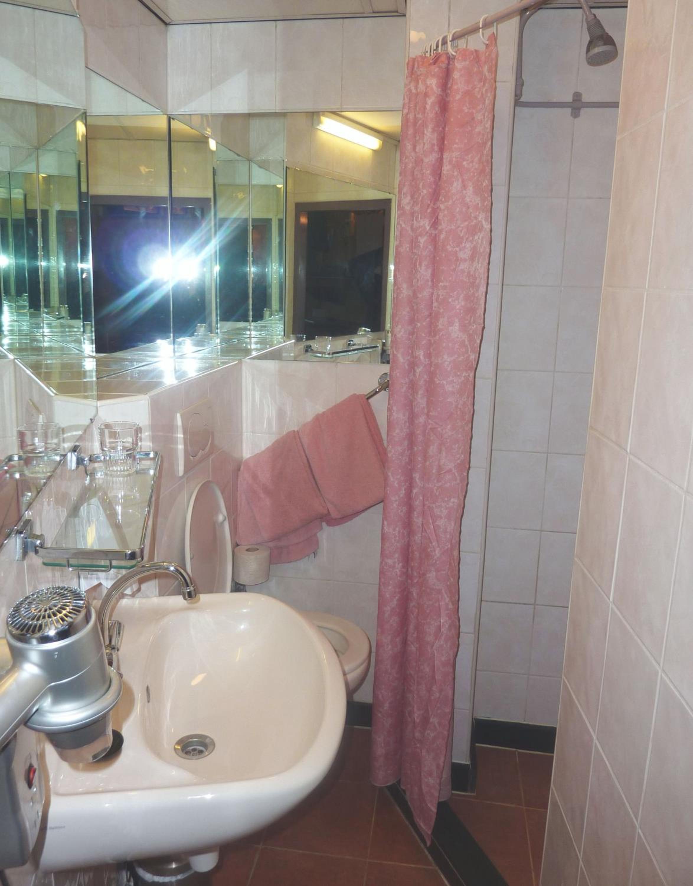 Double Room with Balcony photo 2