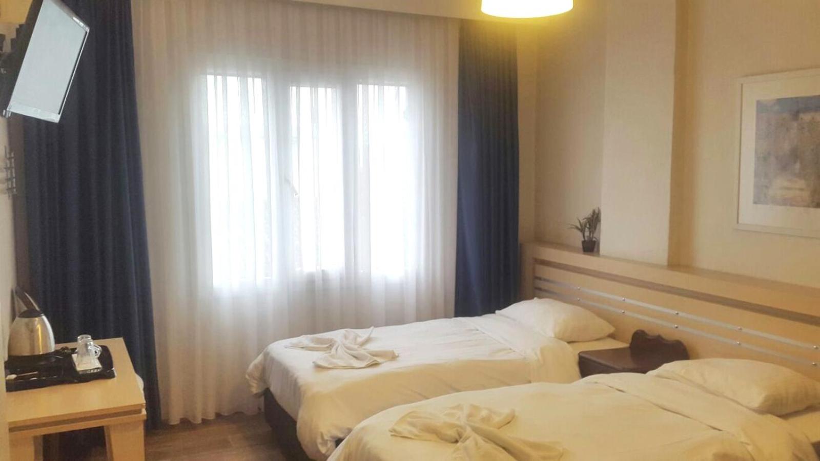 Twin Room - Photo 4