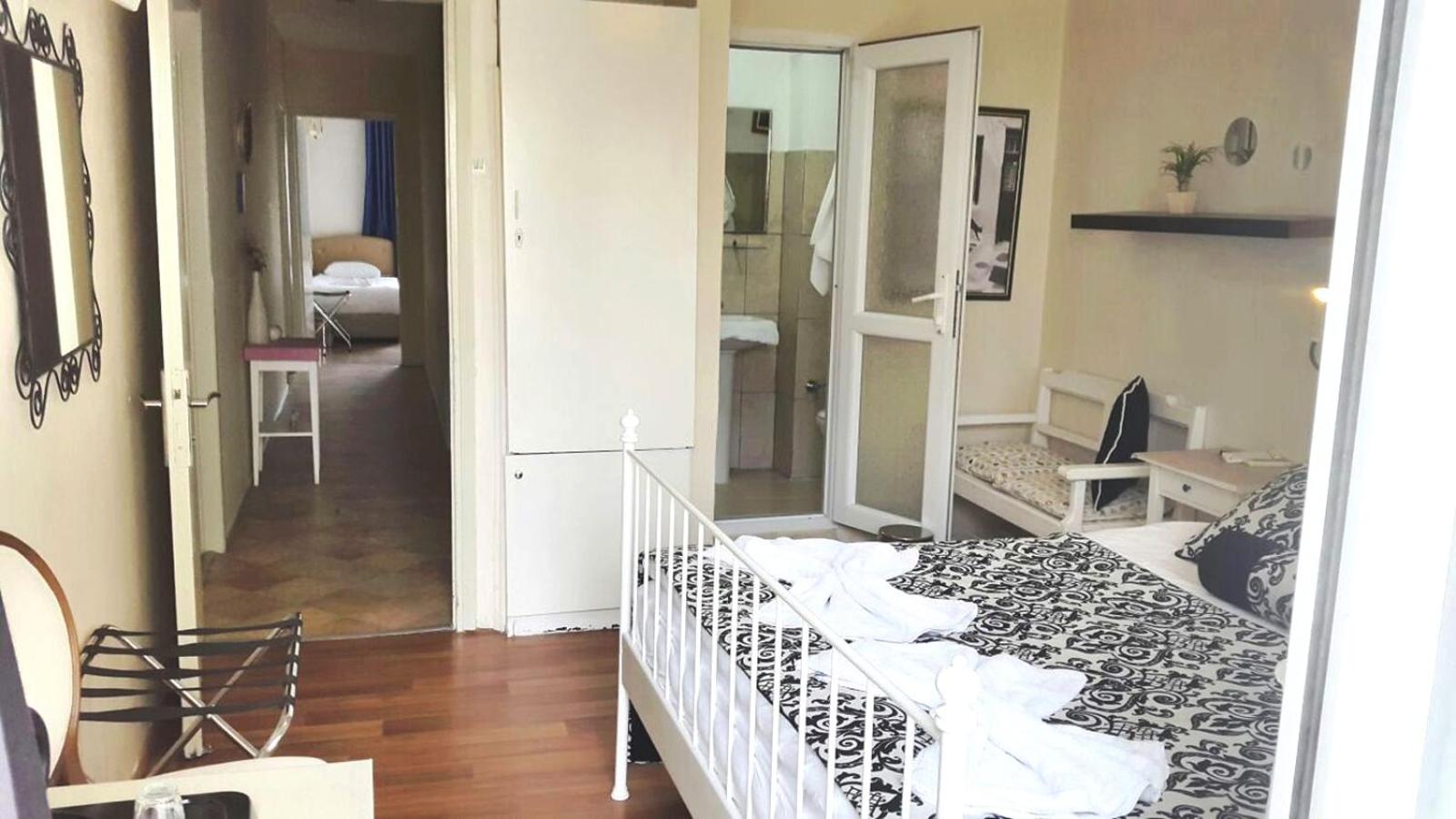 Comfort Double Room - Photo 12
