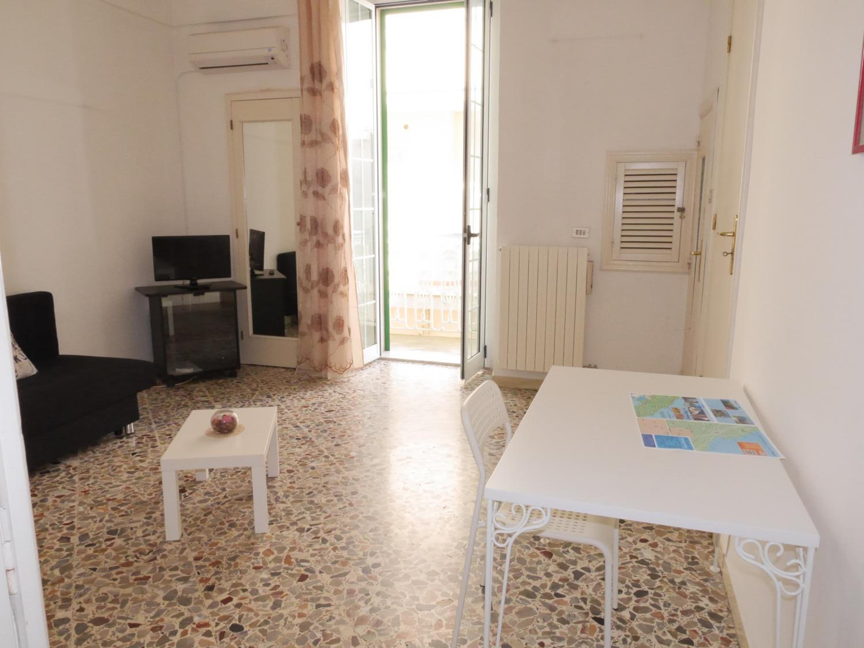 Maisonette photo 1