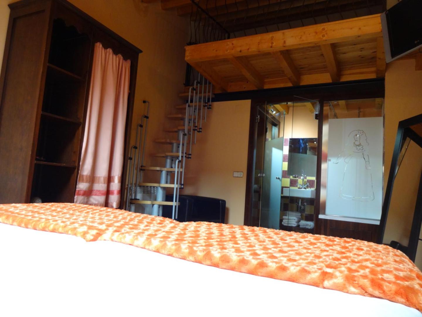 Deluxe Queen Room photo 2
