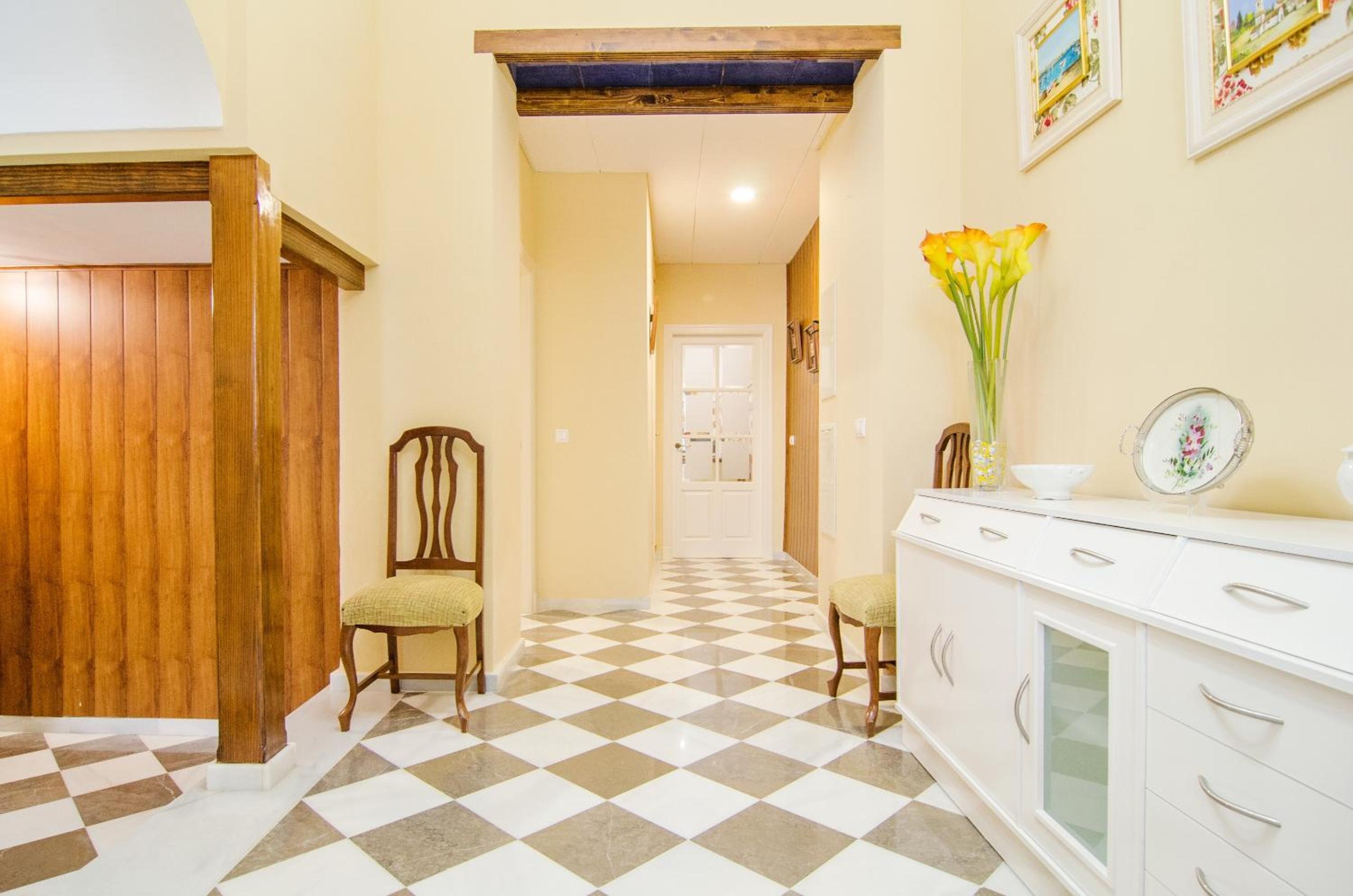Apartment - Ground Floor - Photo 9