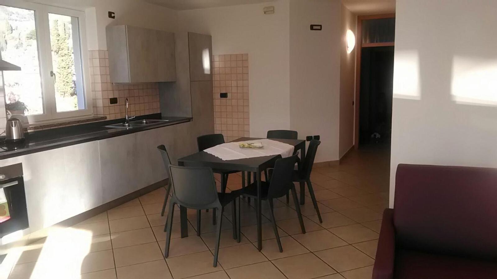 Apartment with Balcony photo 1