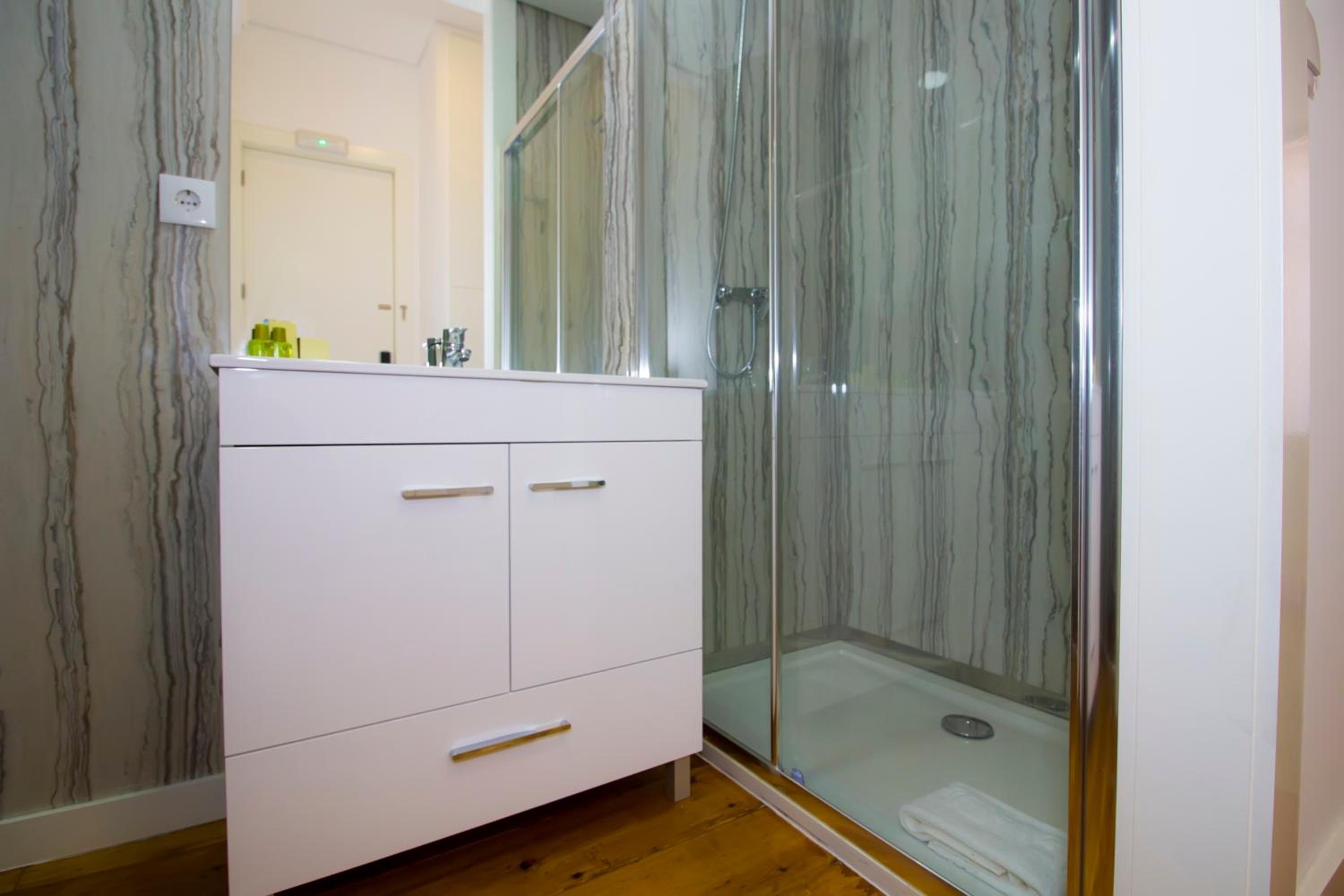 Deluxe Triple Room photo 2