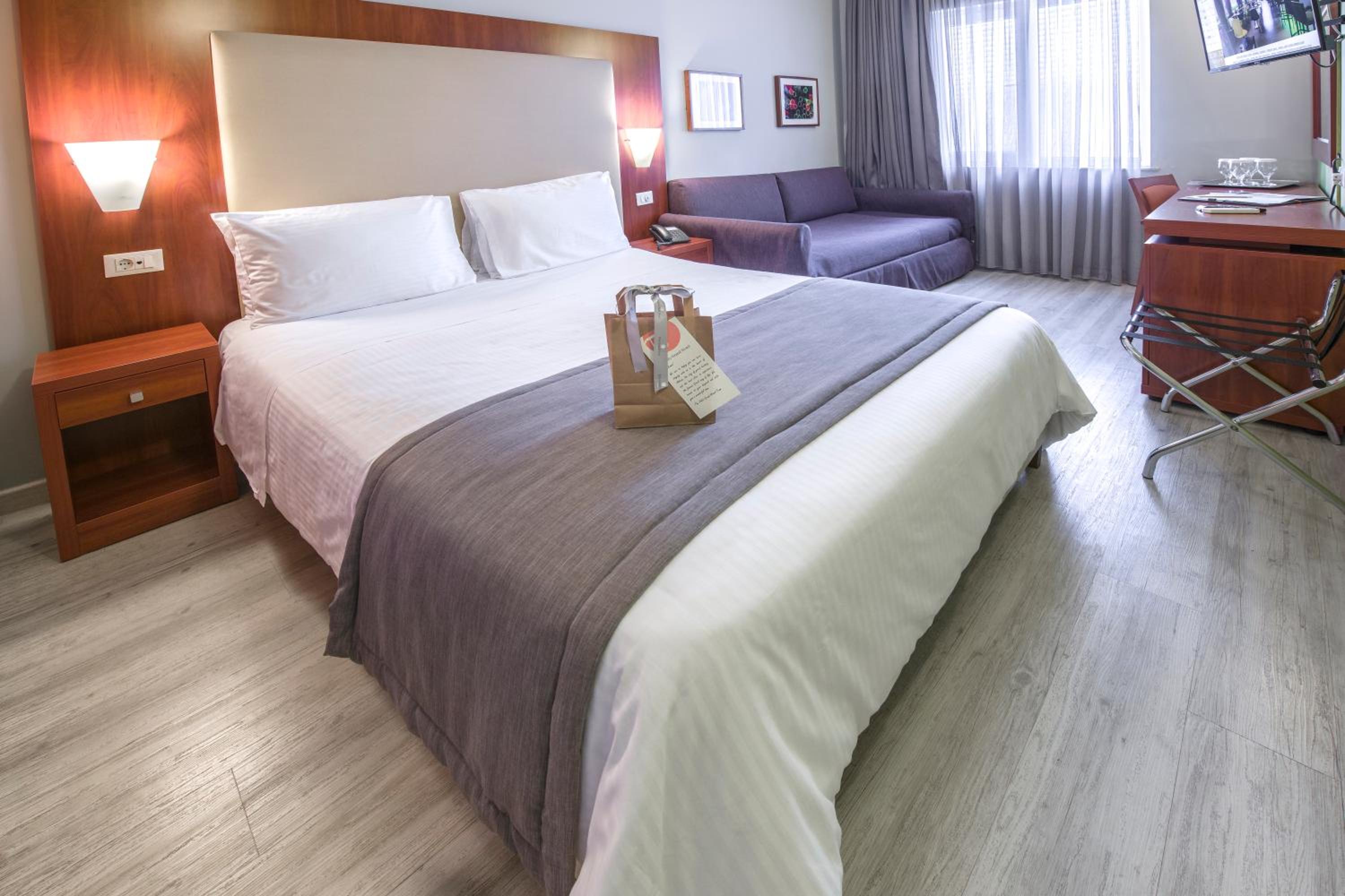 Family triple room