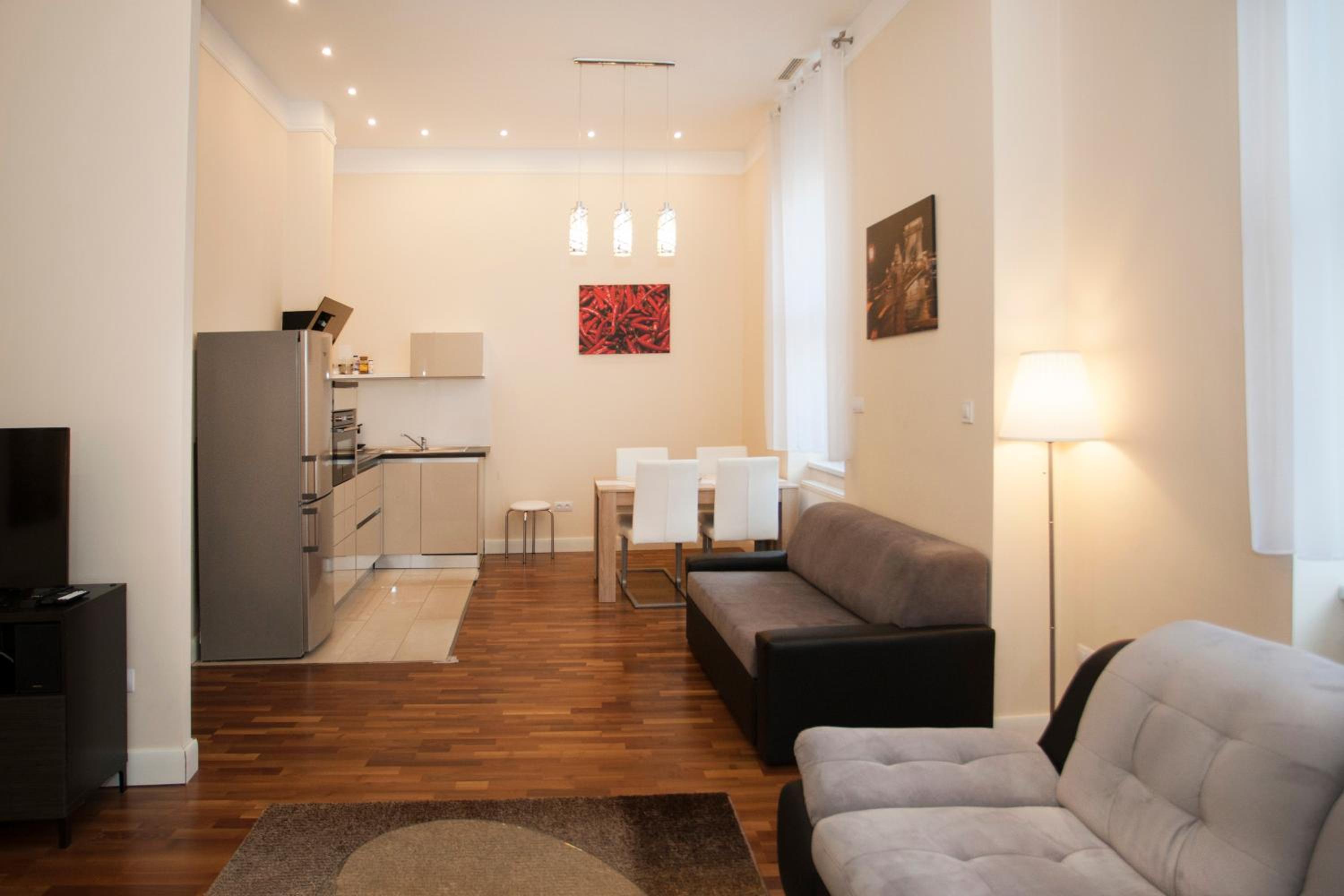 Deluxe Apartment - Photo 4