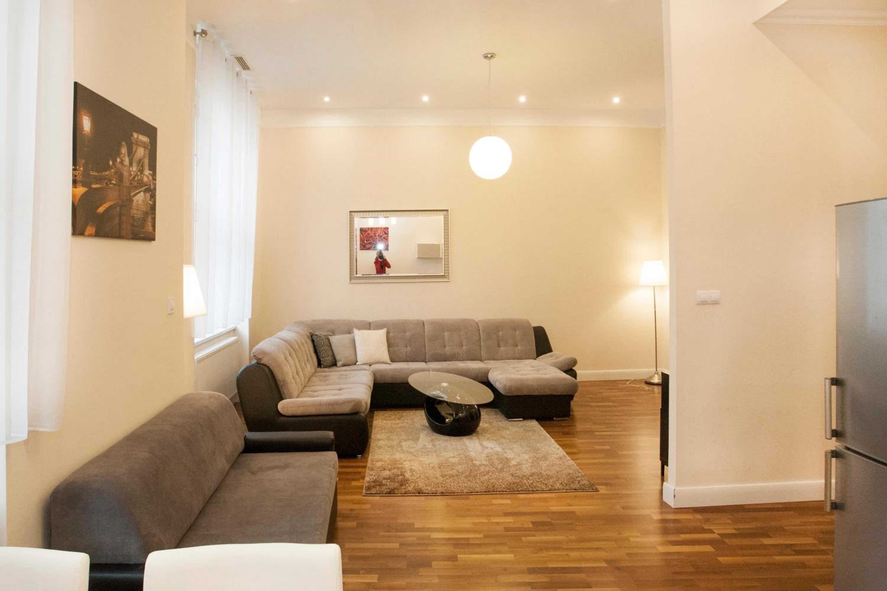 Deluxe Apartment - Photo 3