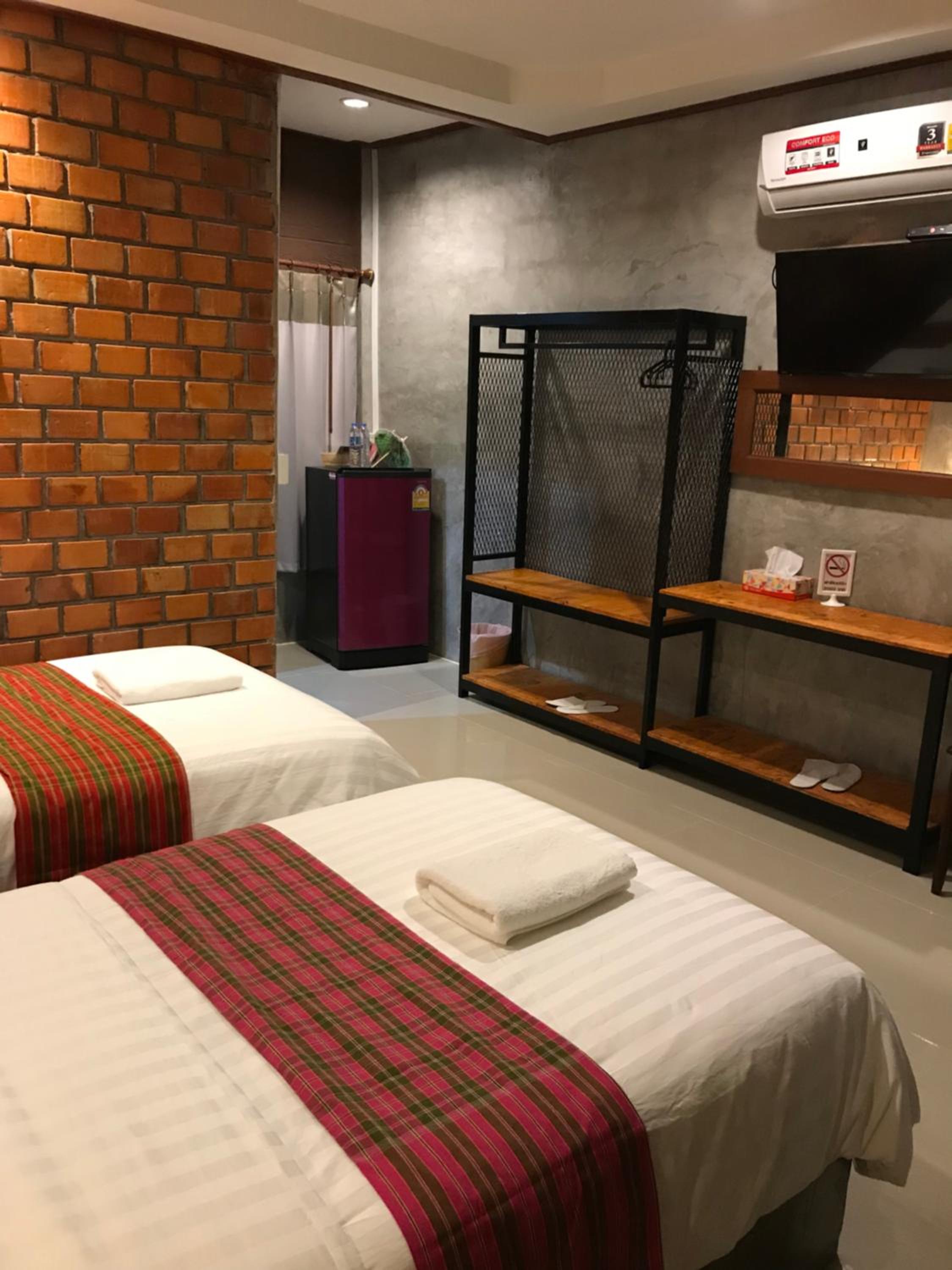 Deluxe Twin Room - Photo 4
