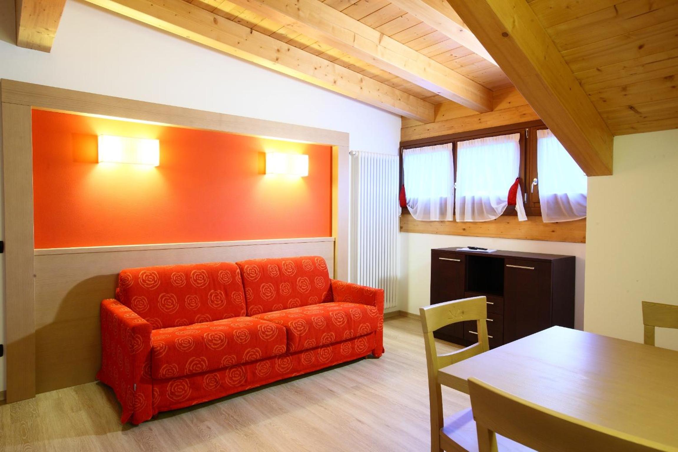 Apartment with Mountain View photo 3