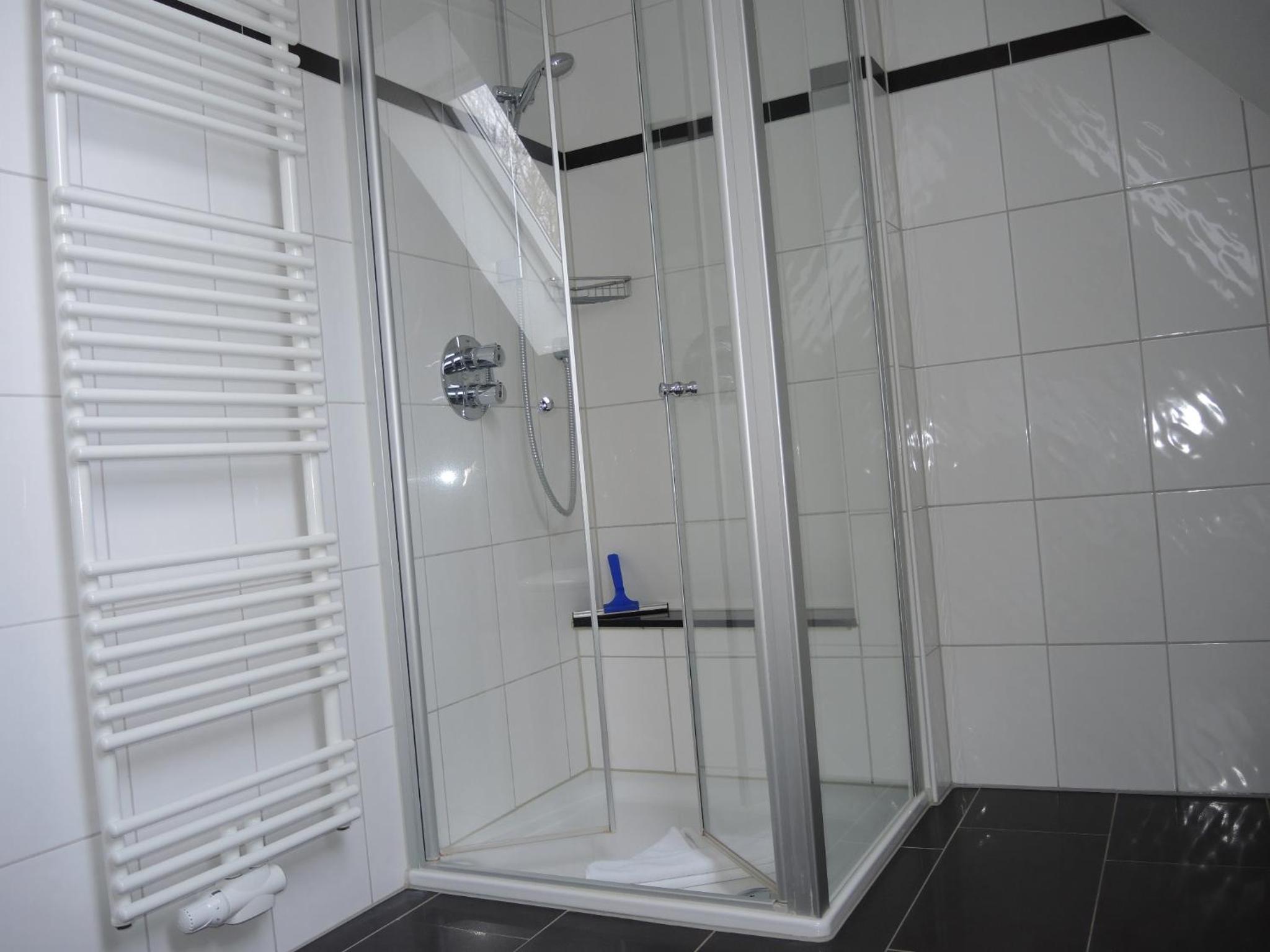 Three-Bedroom House (3-7 Adults) photo 2