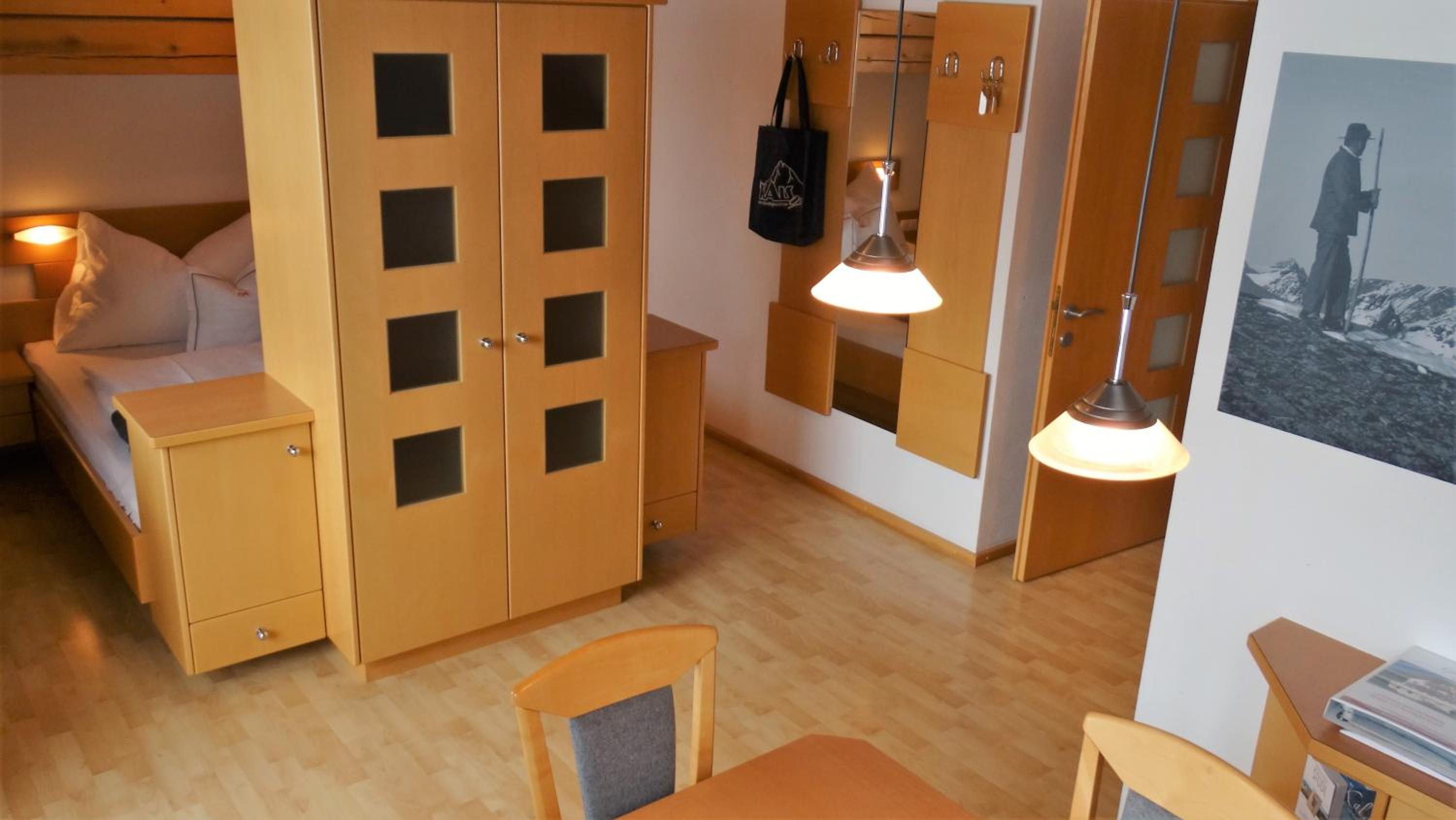 One-Bedroom Apartment with Balcony photo 1