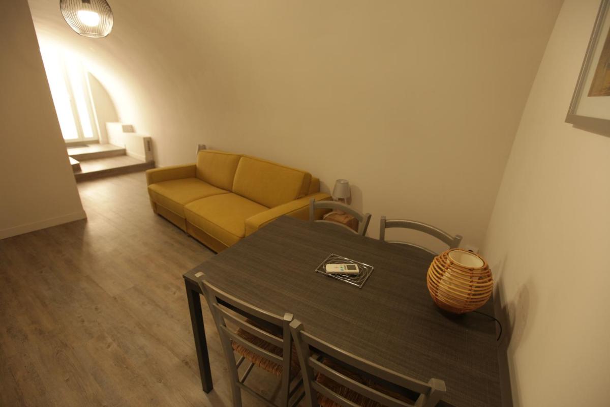 Studio Apartment photo 3
