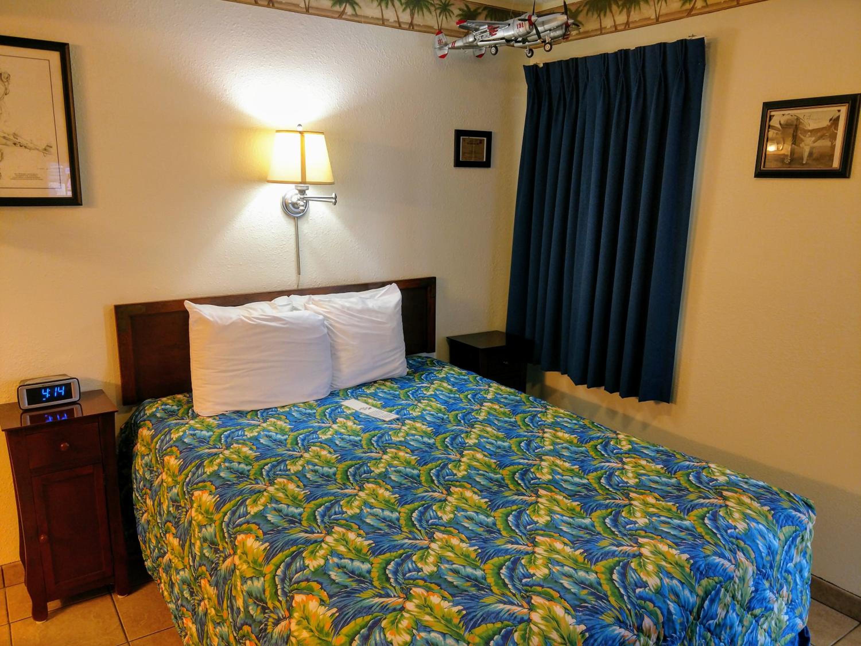 Queen Room - Photo 1