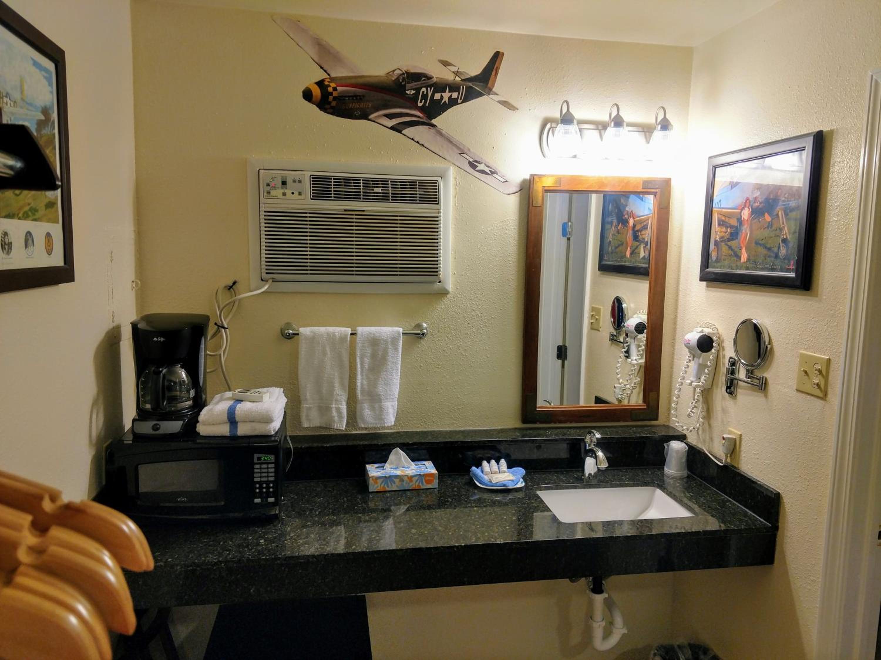Queen Room - Photo 3