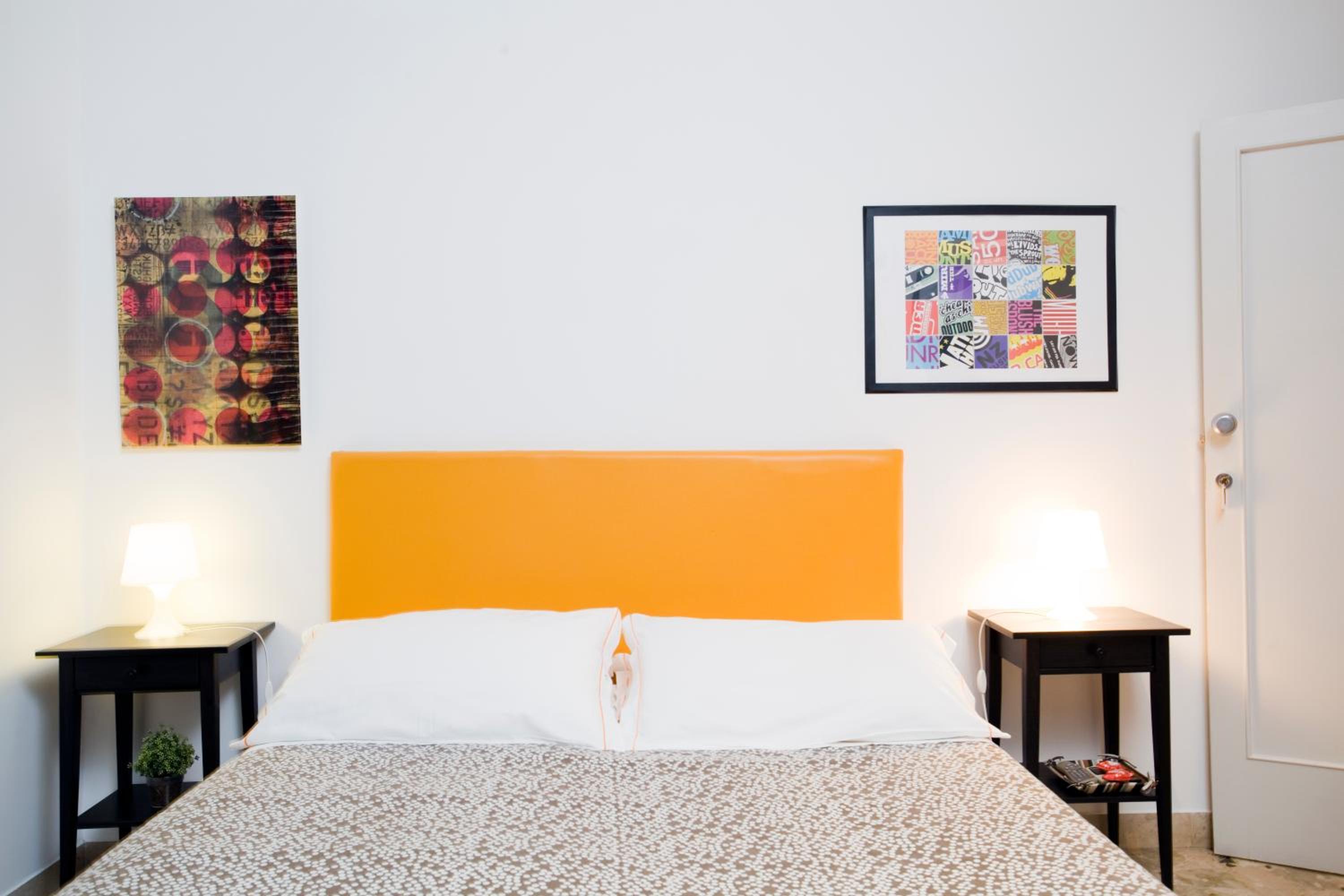 Double Room - Photo 11