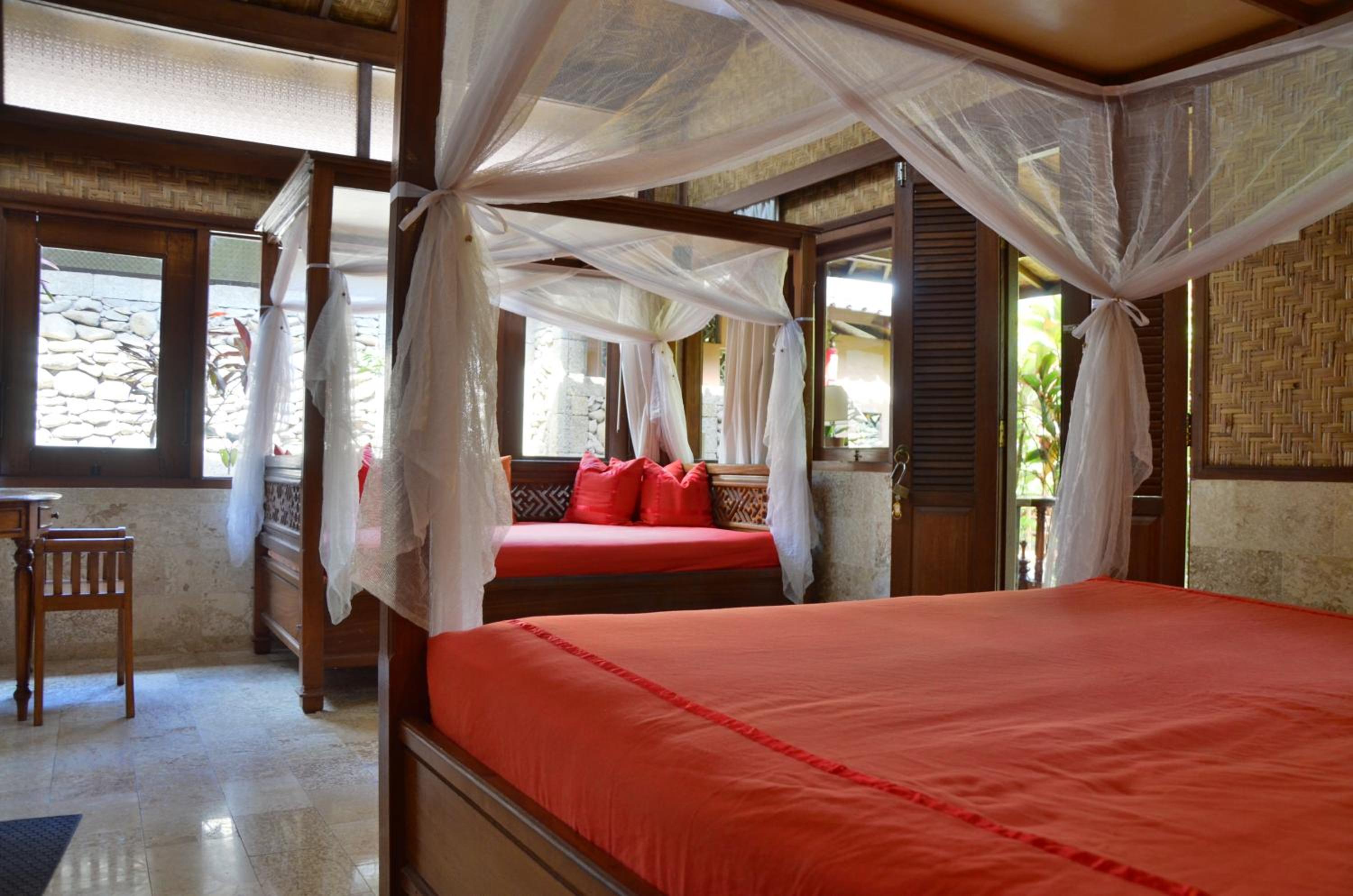 Triple Room with Bathroom - Photo 8
