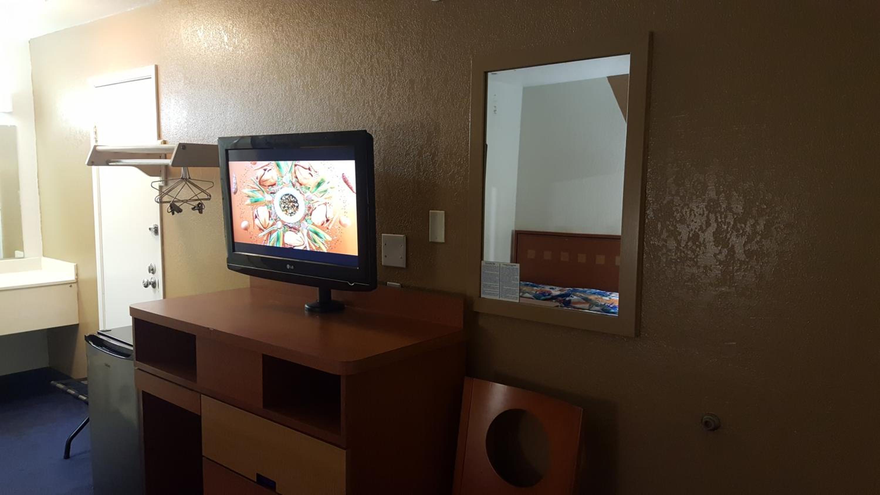 Double Room with Two Double Beds - Non-Smoking photo 2