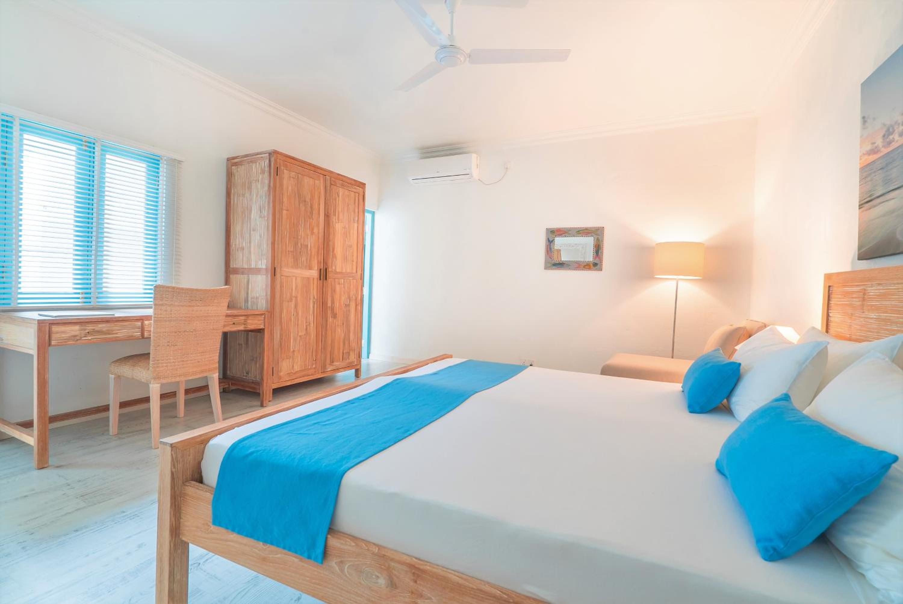 Deluxe King Room photo 3
