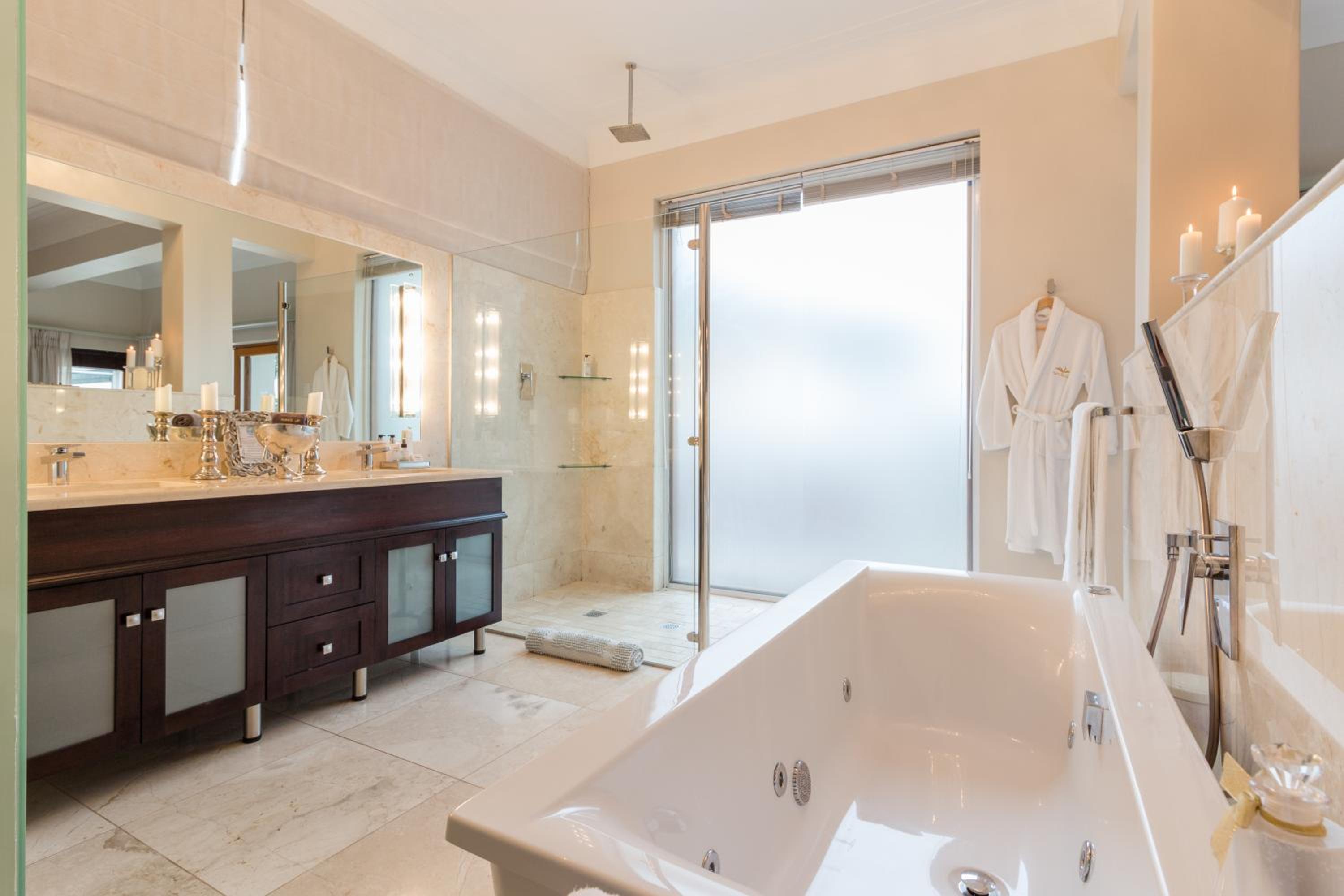 Presidential Suite photo 3