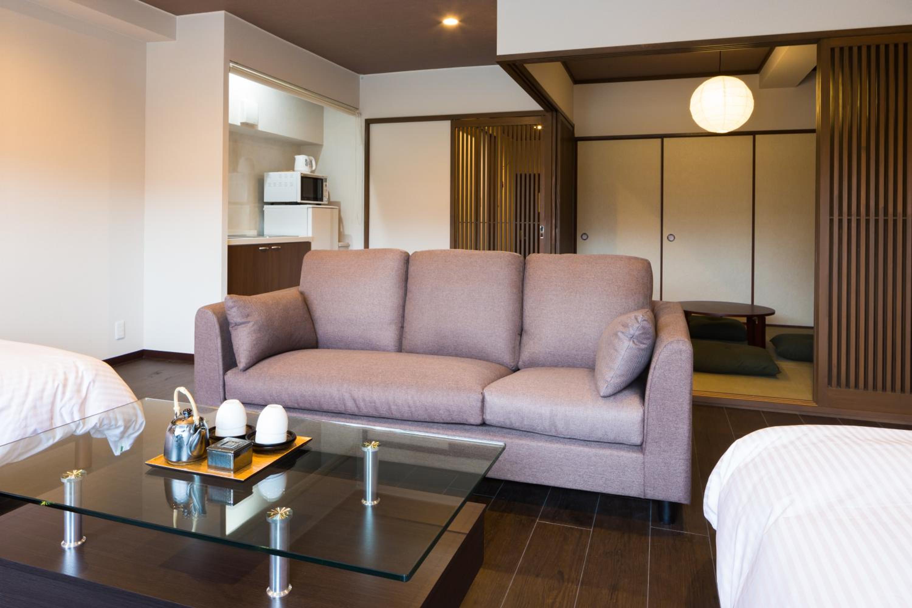Deluxe Apartment with River View and Terrace