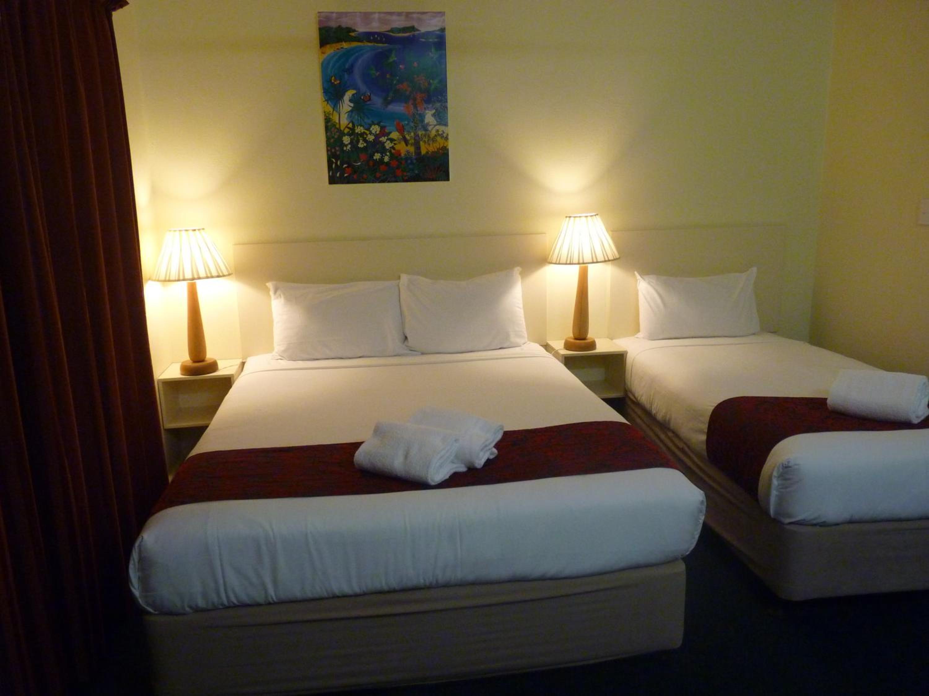 Double or Twin Room - Photo 7