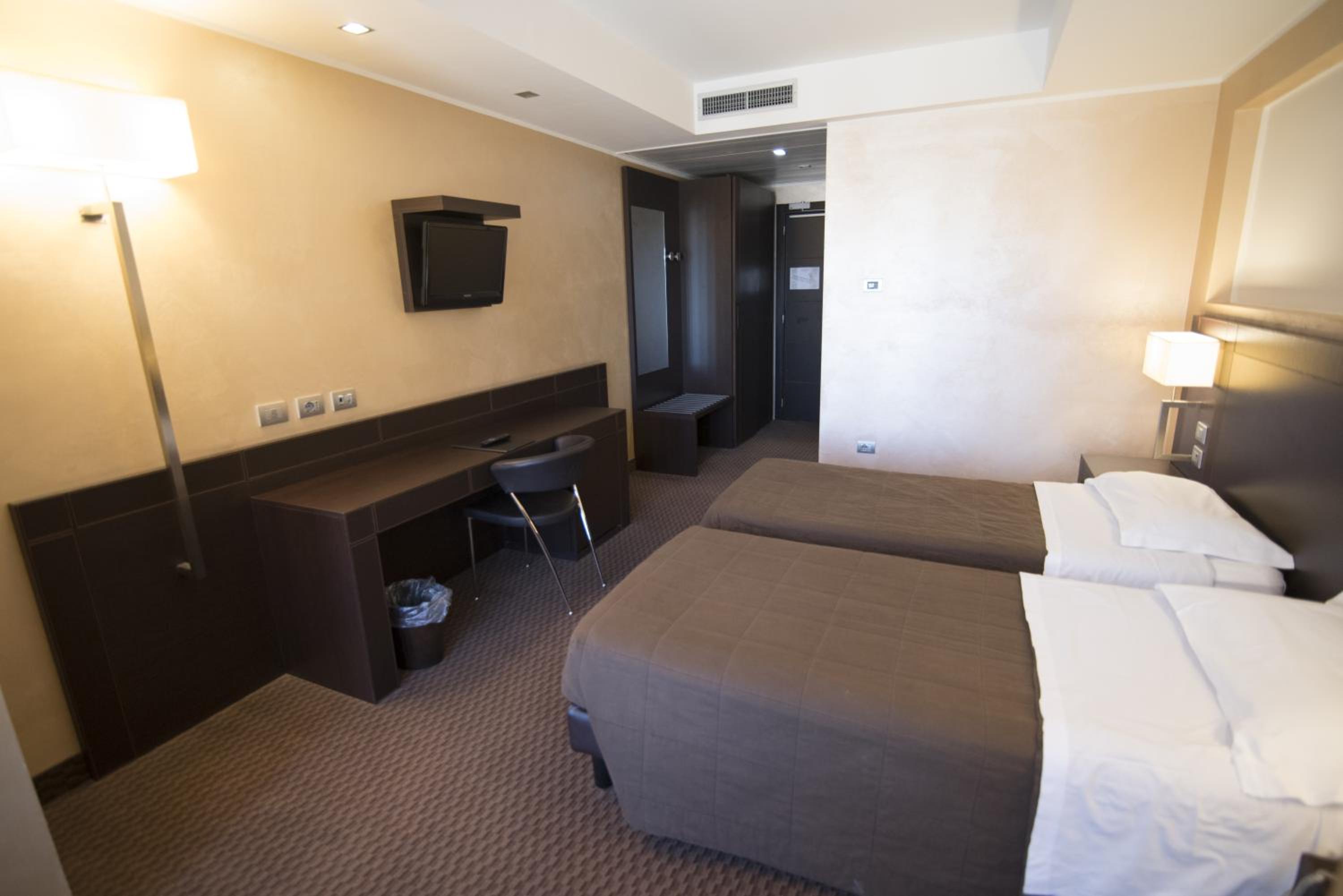 Comfort Twin Room