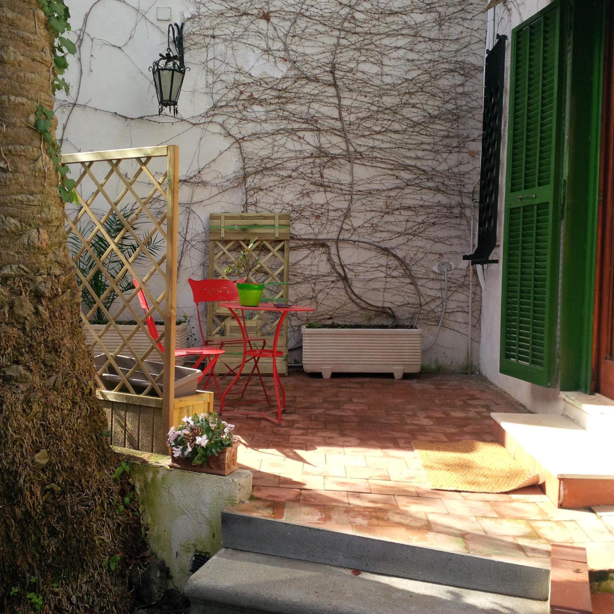 Double Room with Garden View - Photo 24