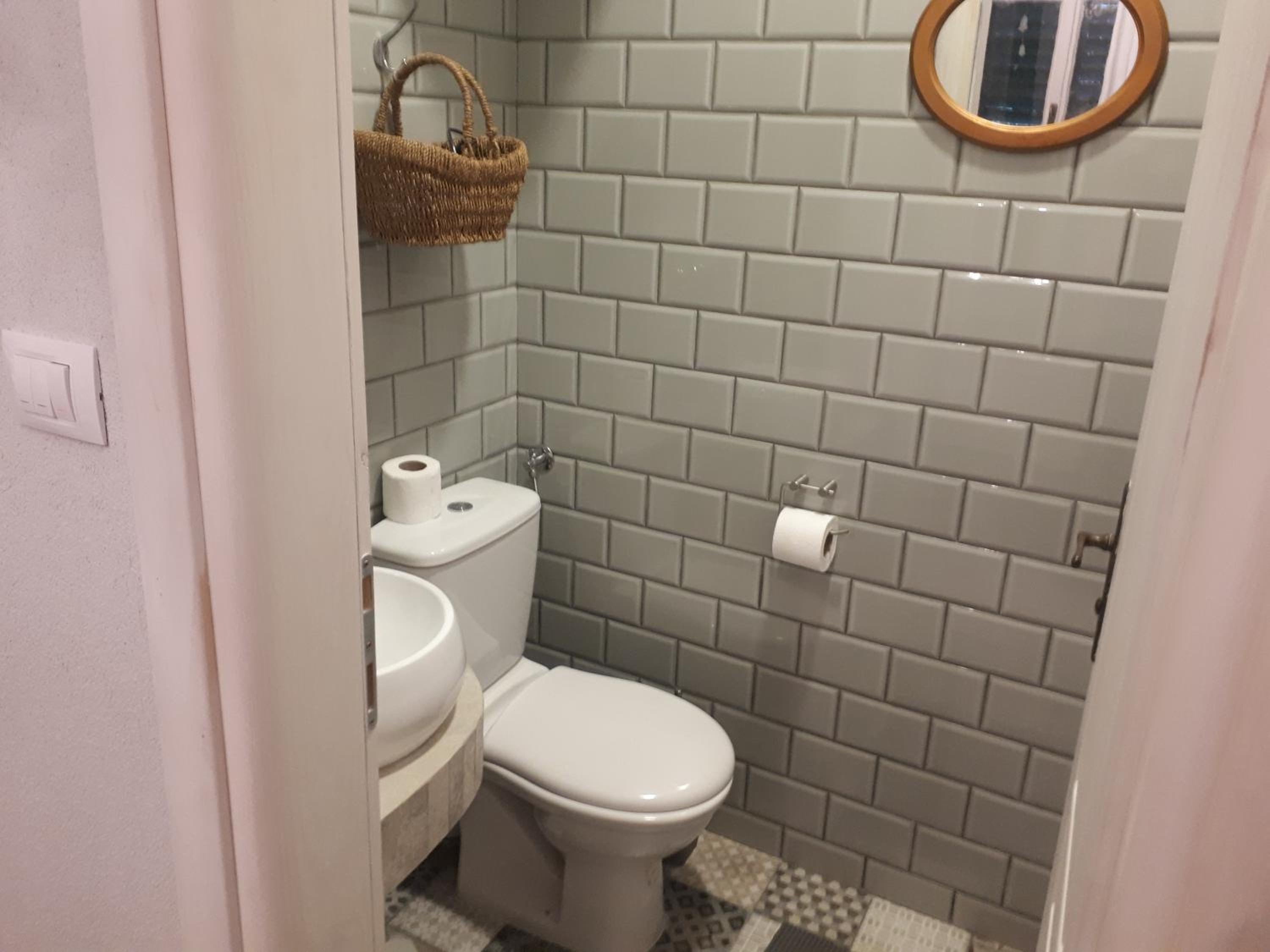 Double Room with Ensuite Bathroom and Garden View photo 2