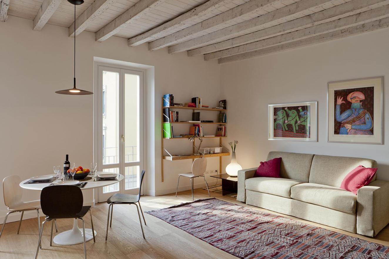 Apartment with Garden View