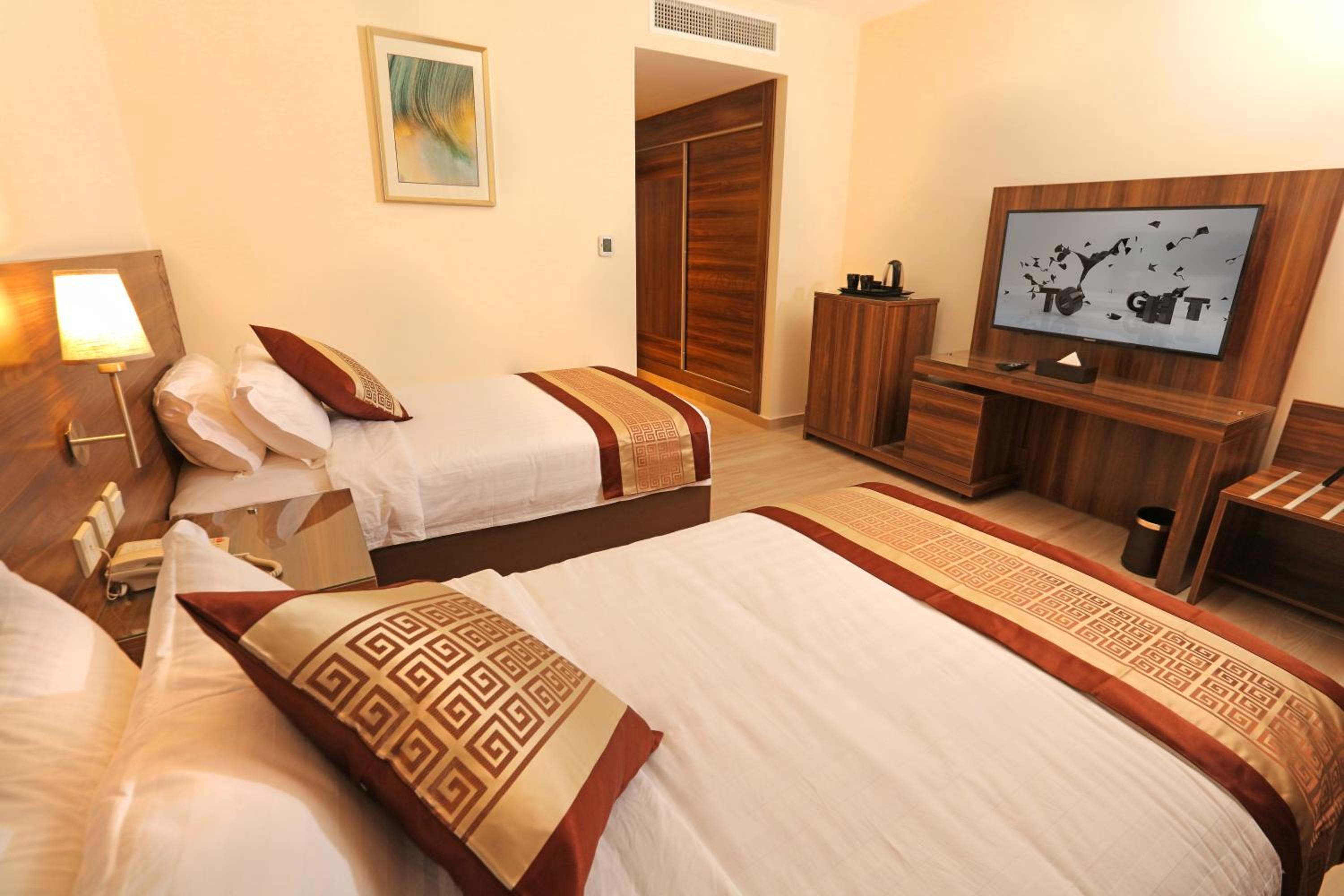Standard Twin Room