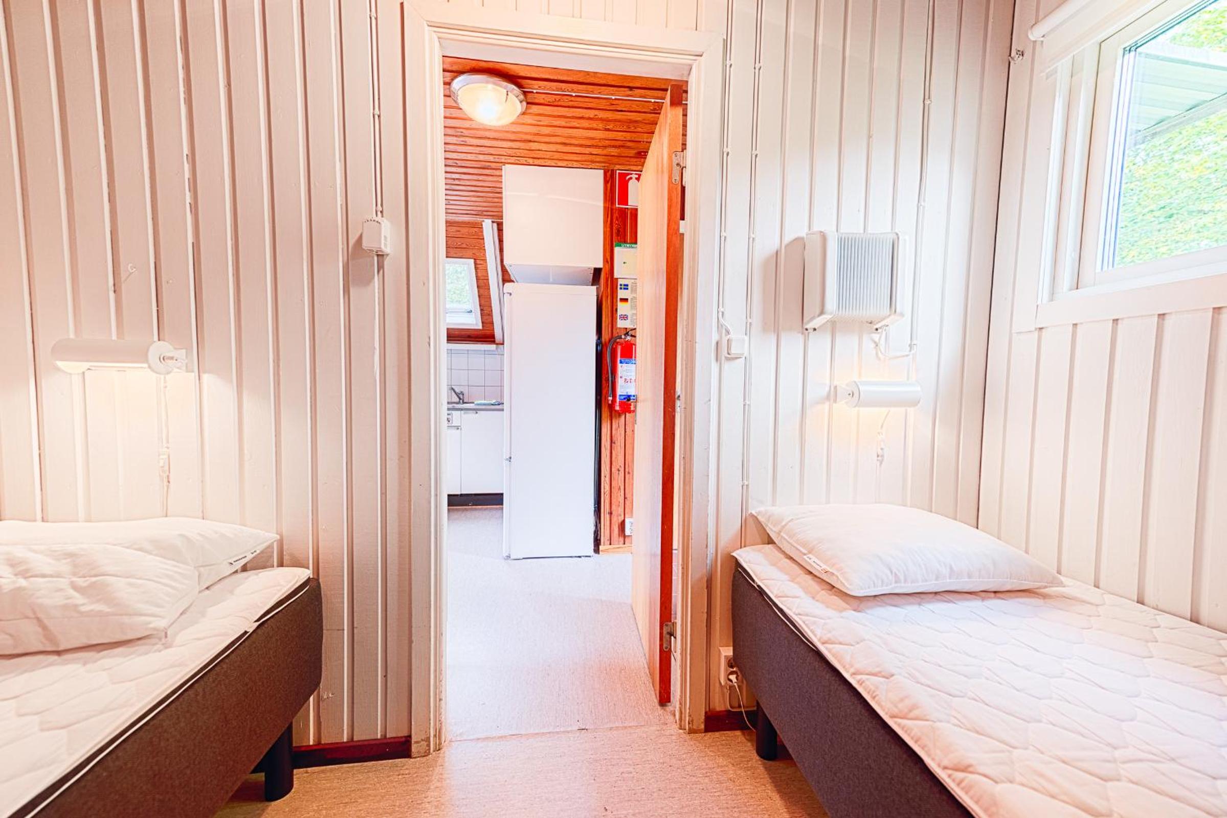 Cottage with Shower (4 Adults + 2 Children) photo 1