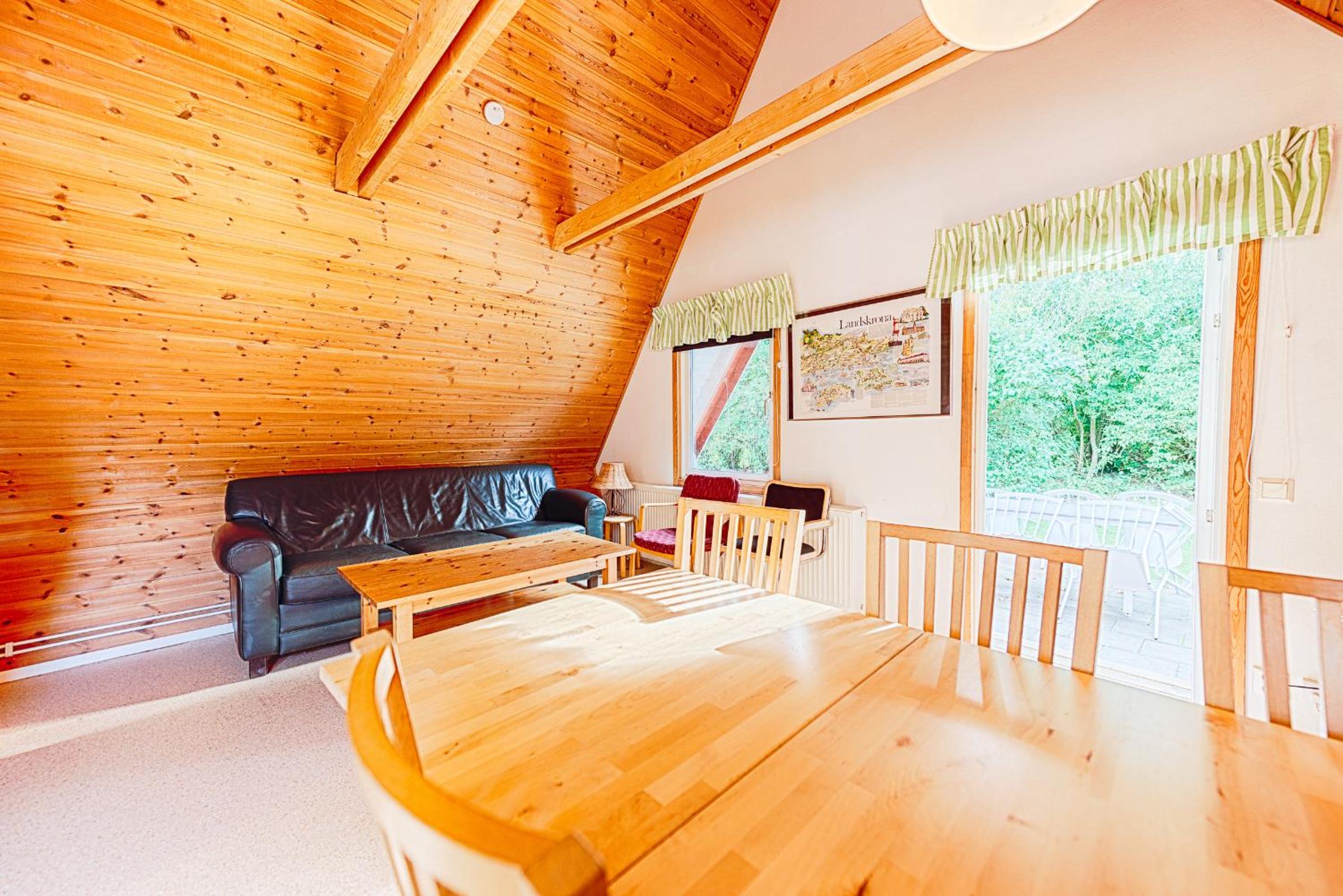 Three-Bedroom House photo 1