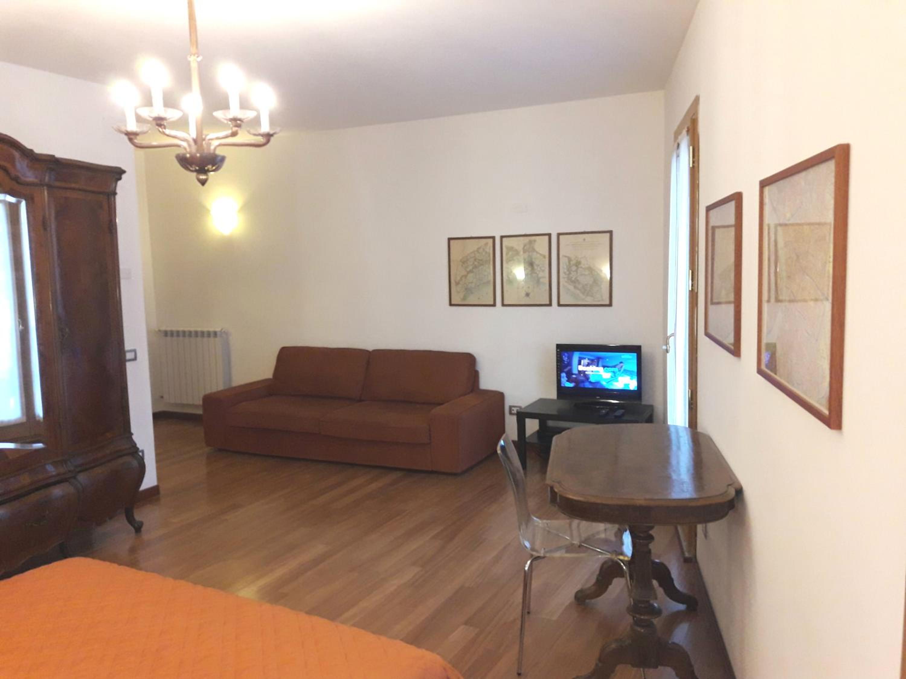 Double Room photo 3