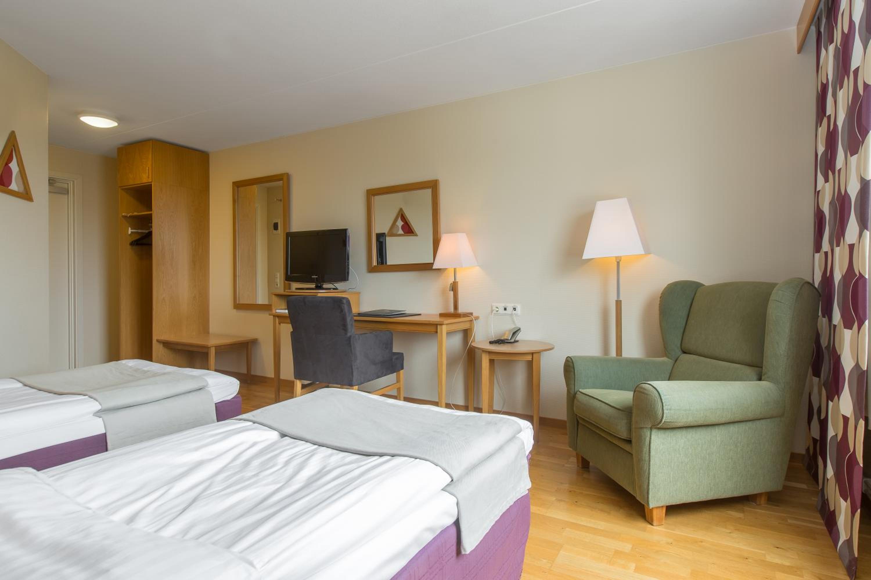 Single Room photo 3