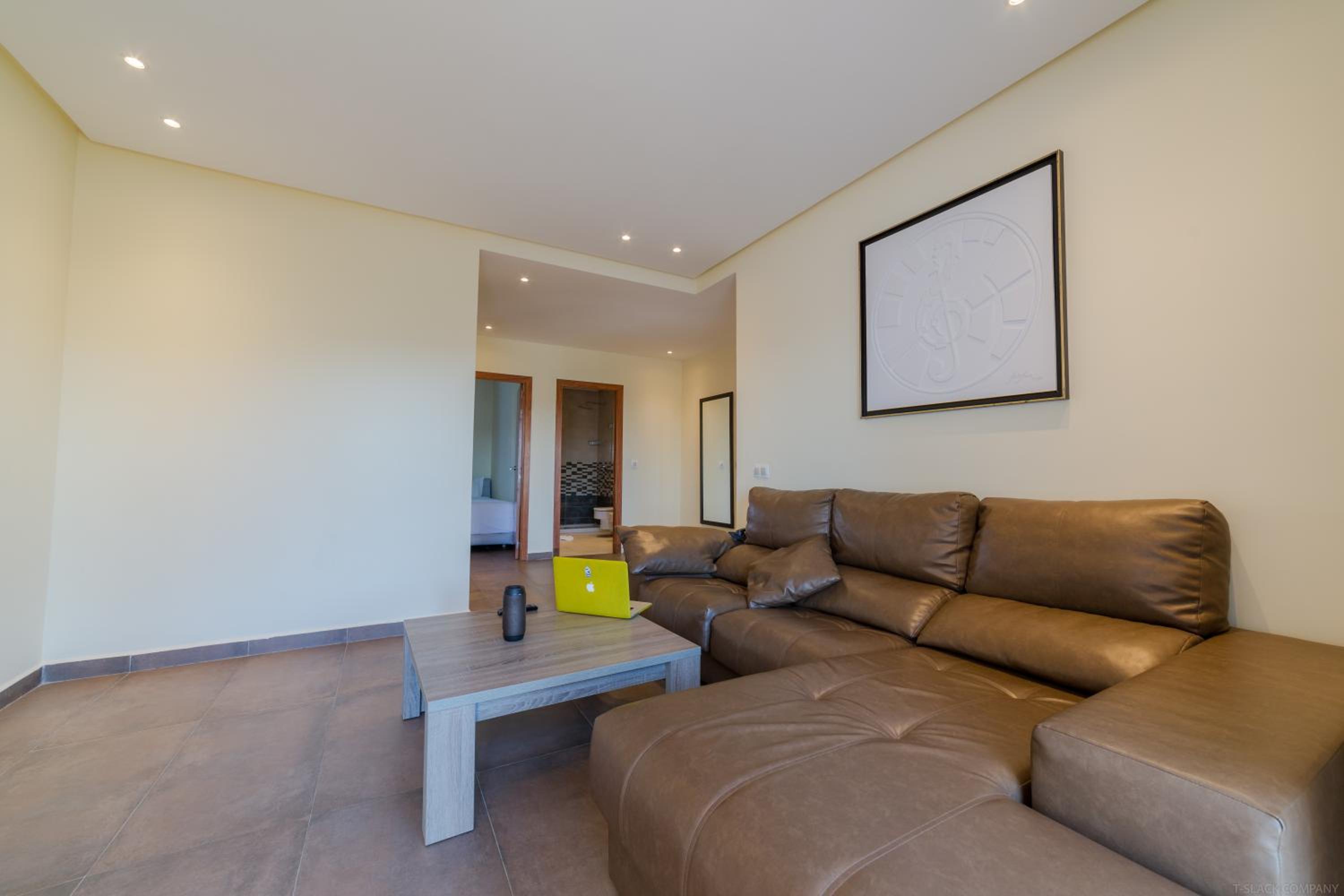 Two-Bedroom Apartment - Photo 6