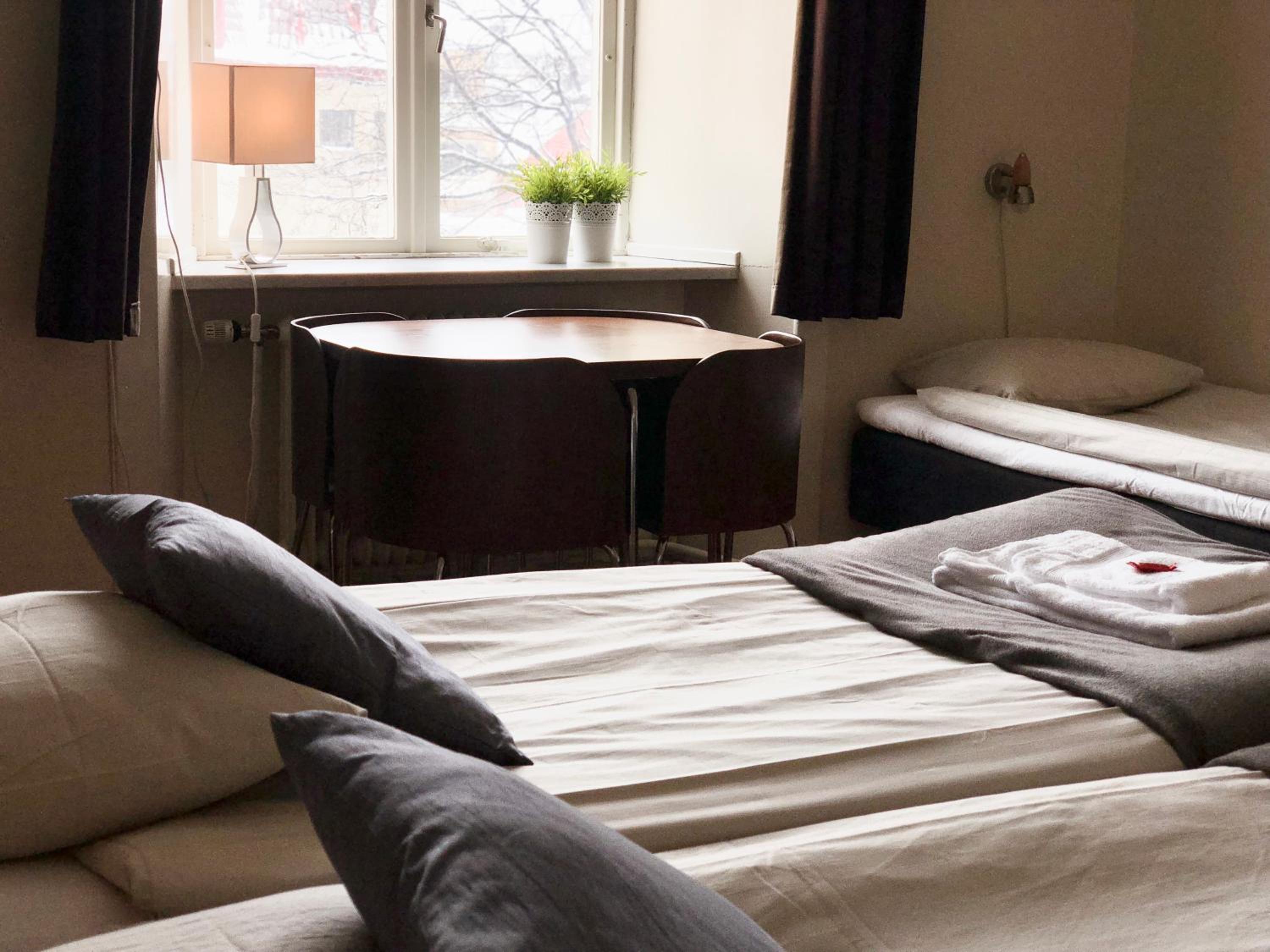 Quadruple Room with Shared Bathroom photo 1