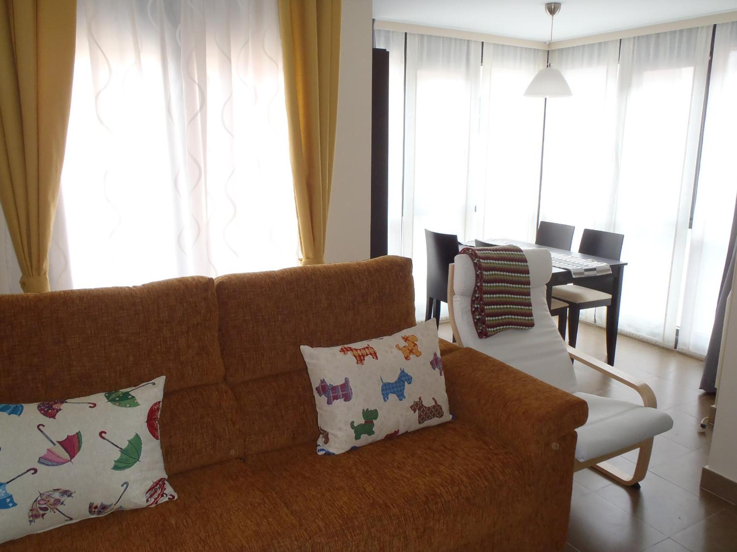 Apartment photo 2