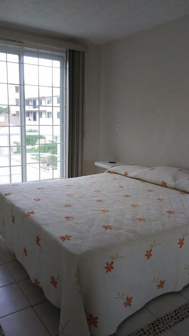 Apartment - Photo 1