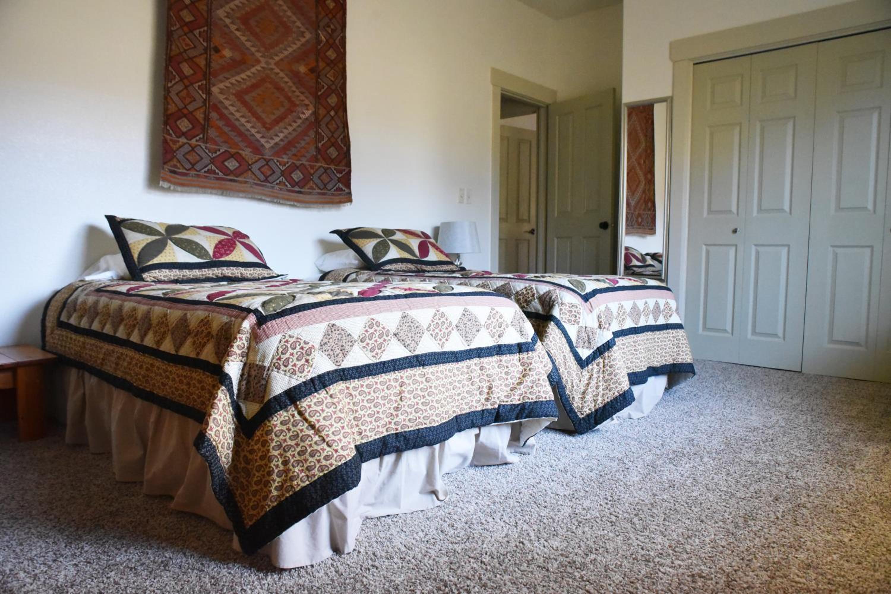 Deluxe King Room photo 1