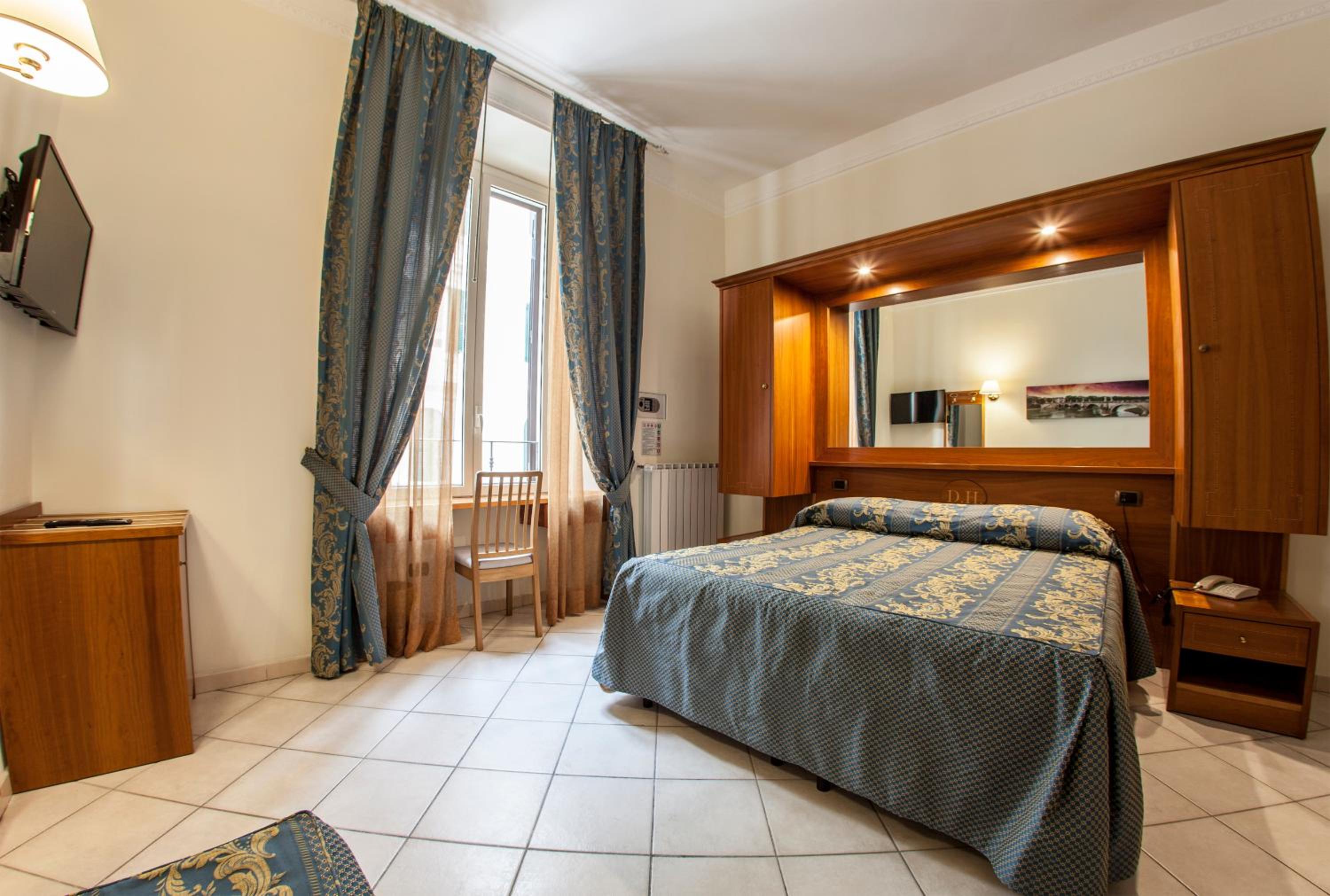 Family Double Room photo 3