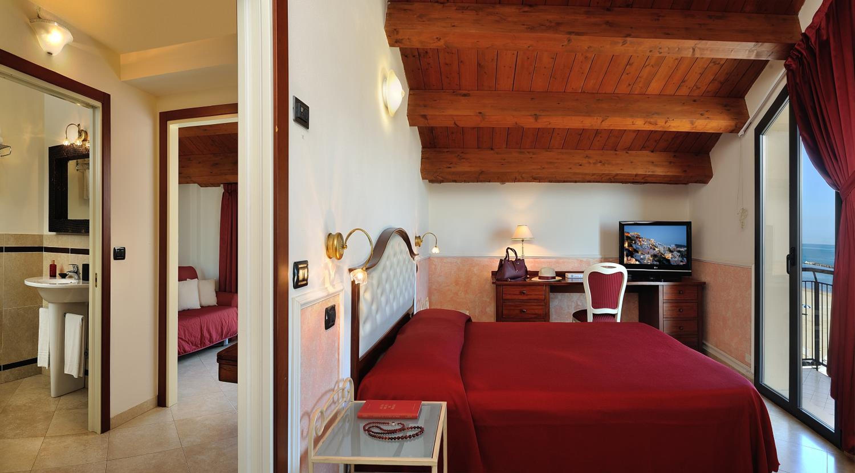 Suite photo 1