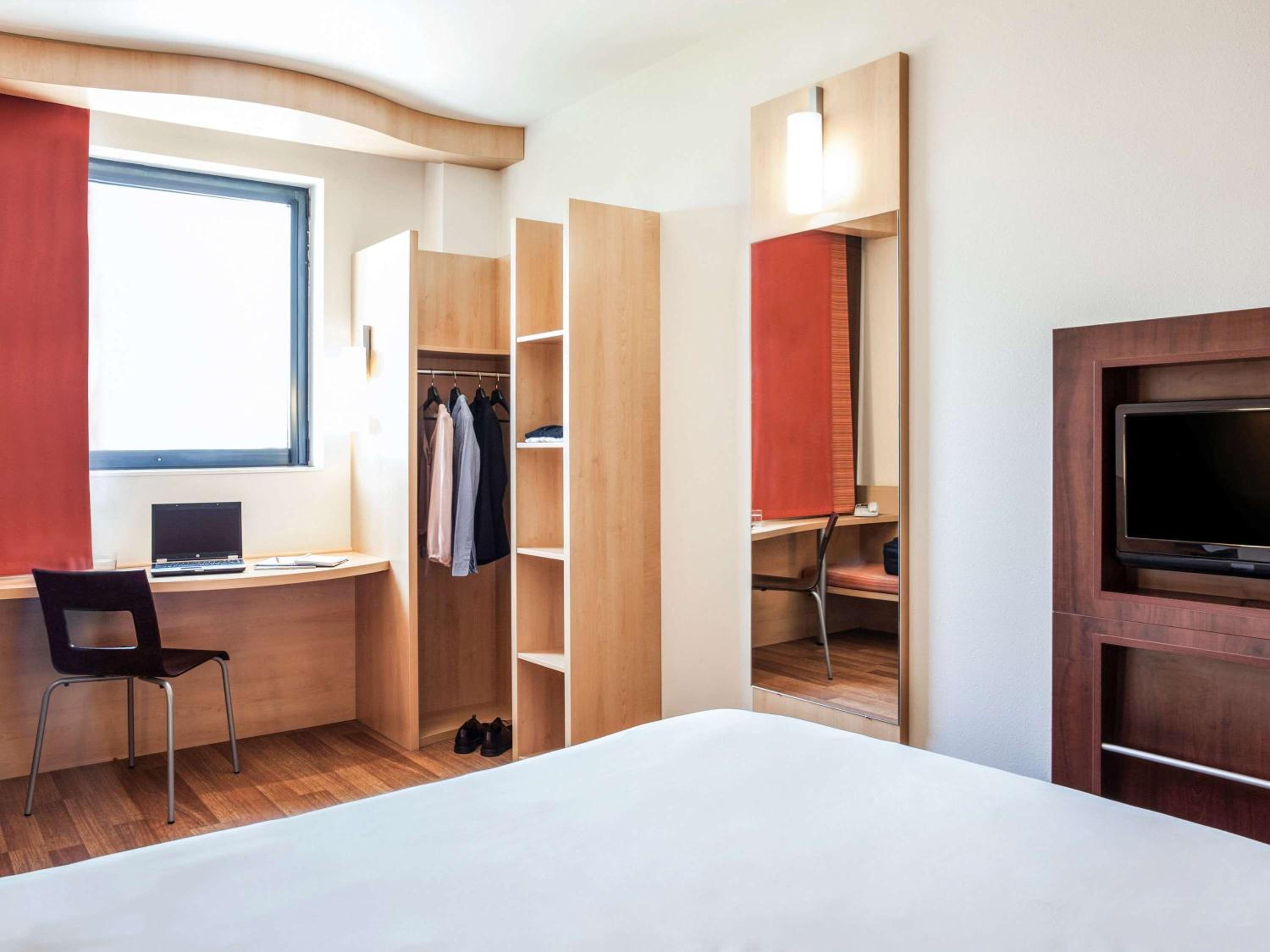 Double Room - Photo 3