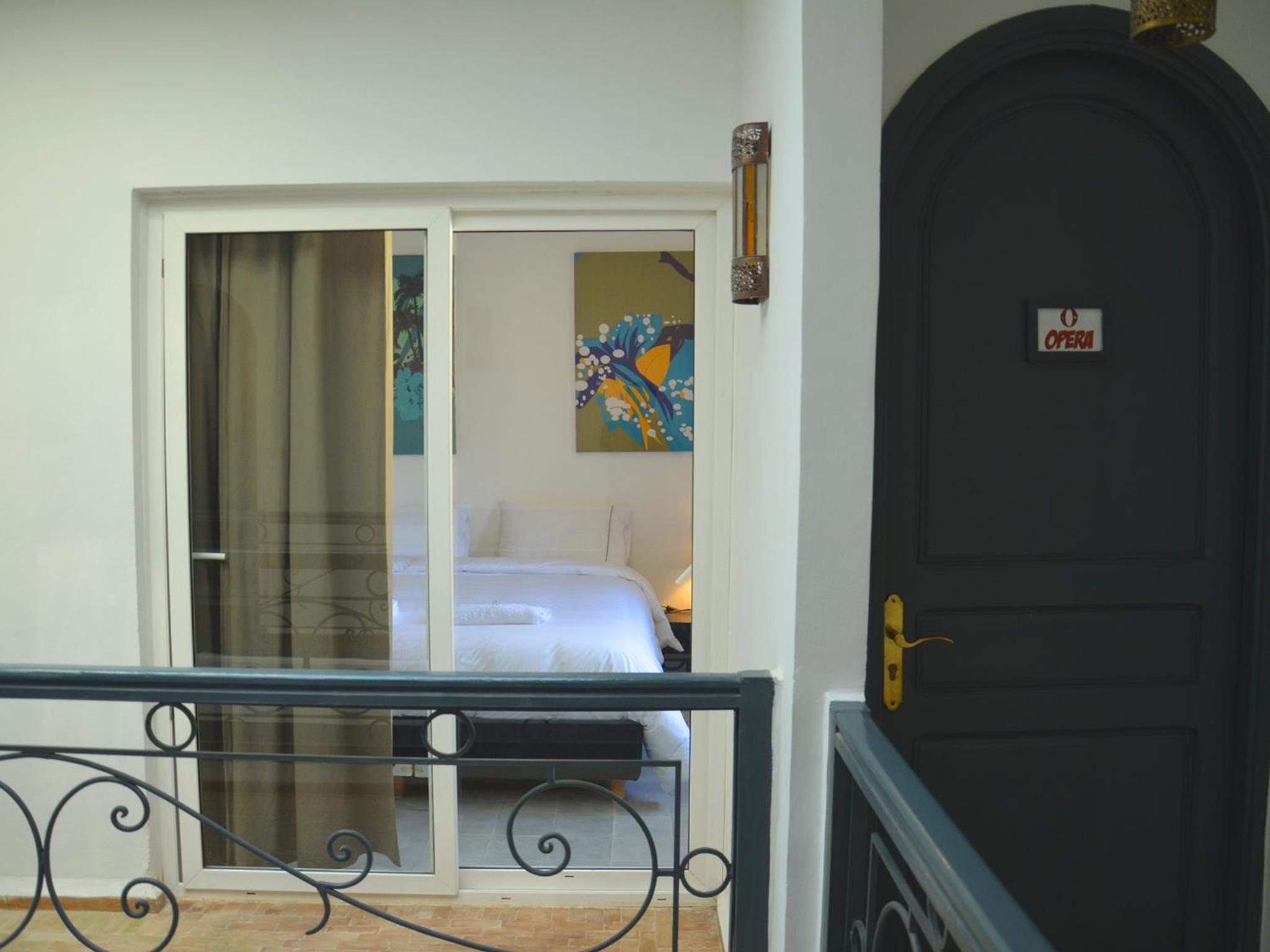 Opera Double or Twin Room photo 3
