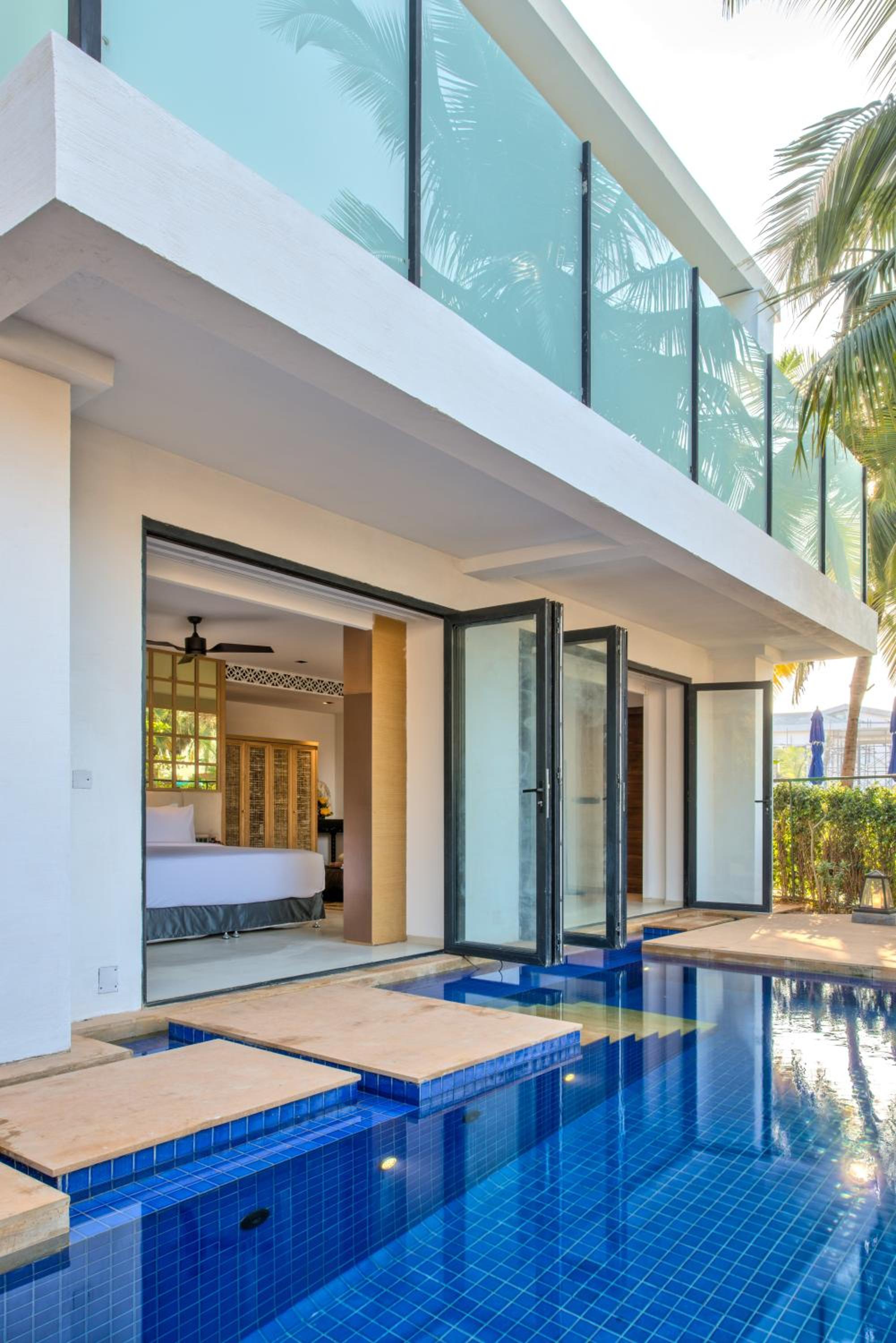 Deluxe Pool Villa with Private Pool - 20% discount on Spa & Laundry, Butler Service and All day breakfast (7 am to 7 pm) at La Concha - Photo 8