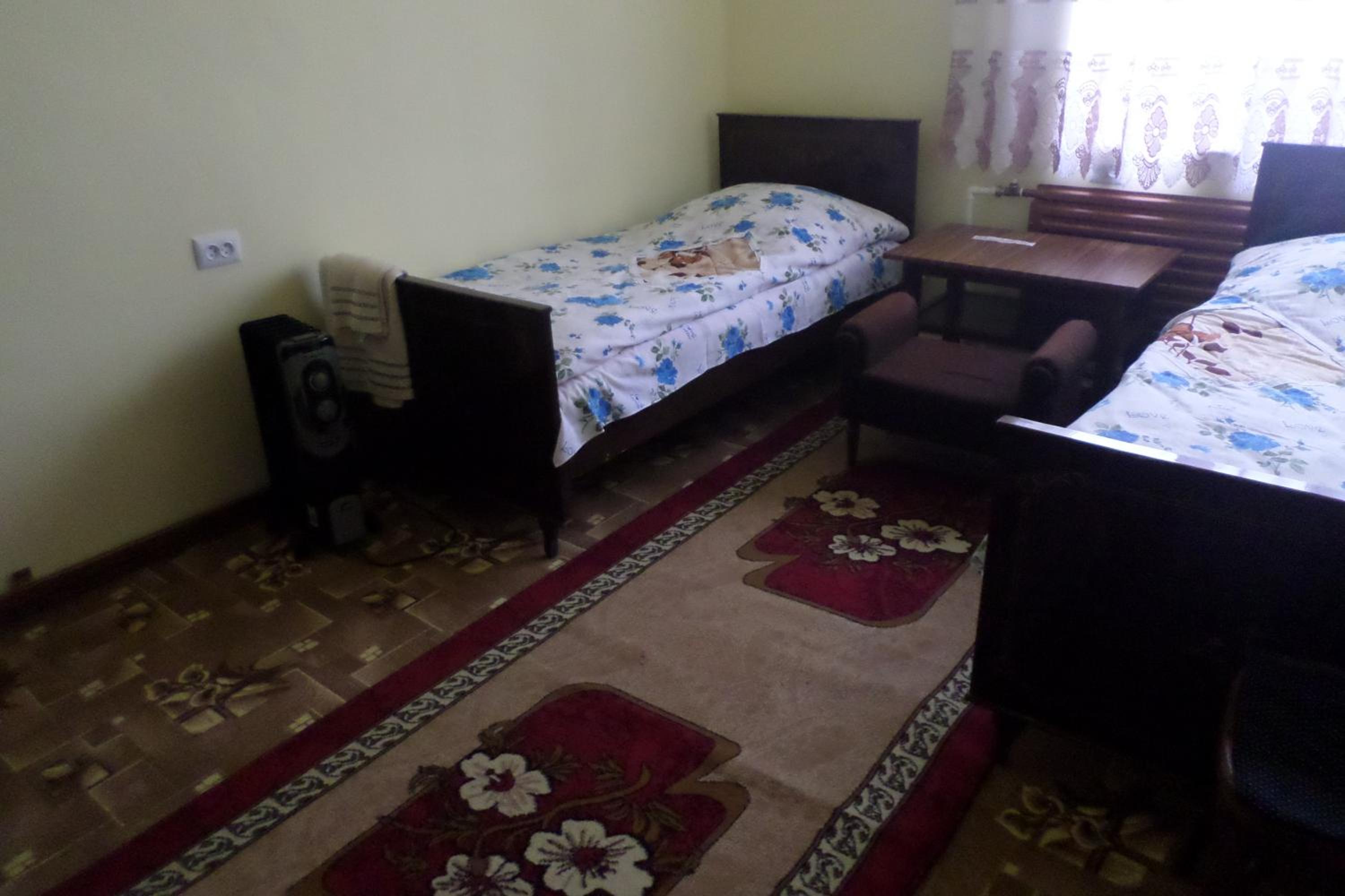 Large Twin Room photo 2
